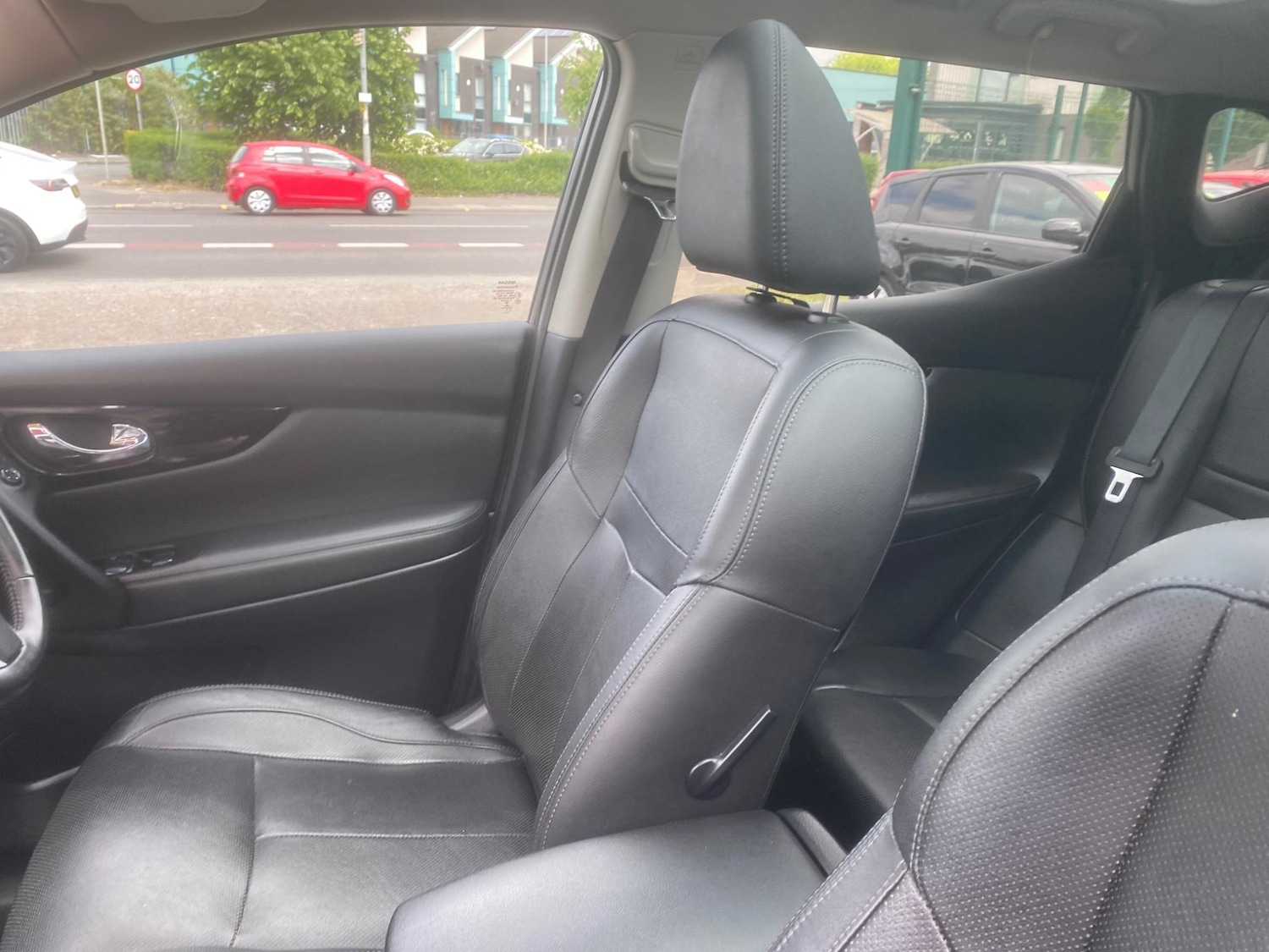 Used Nissan Qashqai 2016 for sale - 76550472: Photo 15