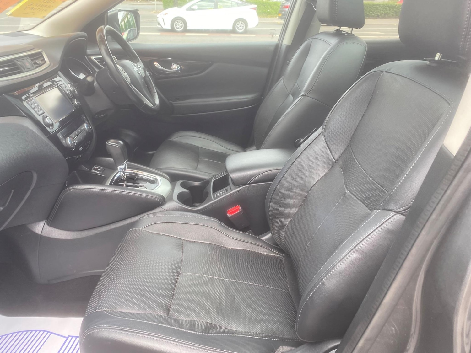 Used Nissan Qashqai 2016 for sale - 76550472: Photo 24