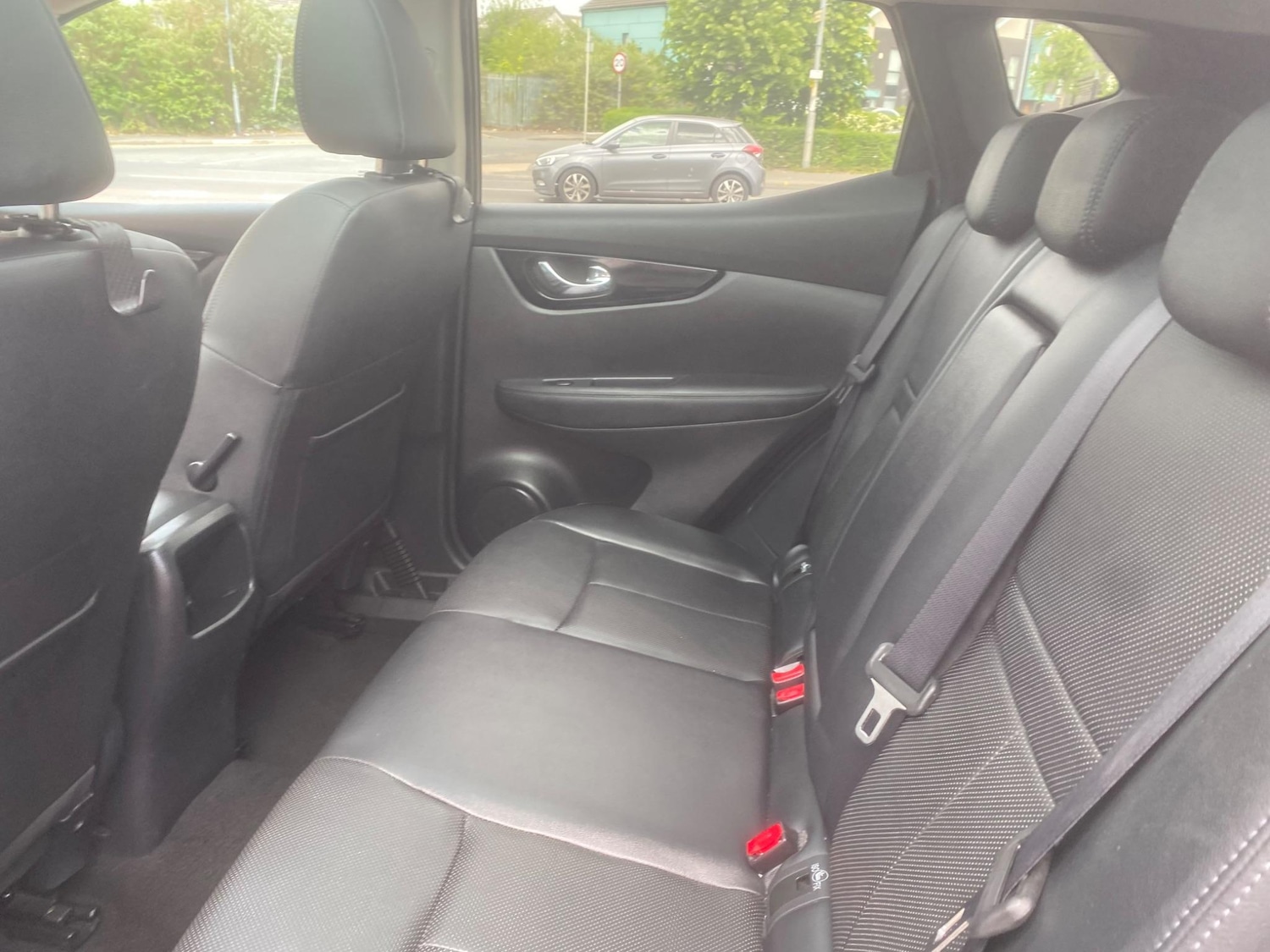 Used Nissan Qashqai 2016 for sale - 76550472: Photo 30