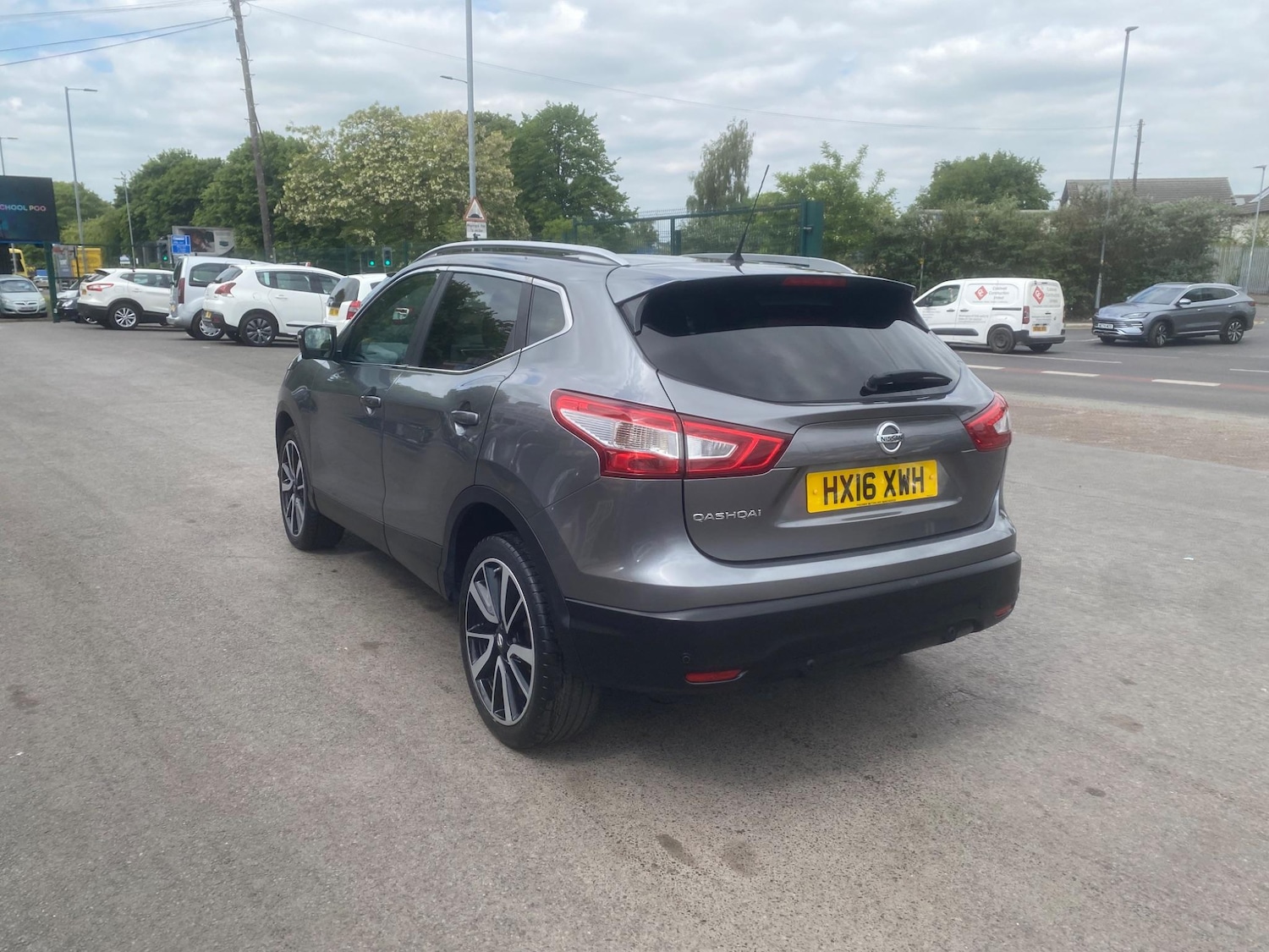 Used Nissan Qashqai 2016 for sale - 76550472: Photo 92