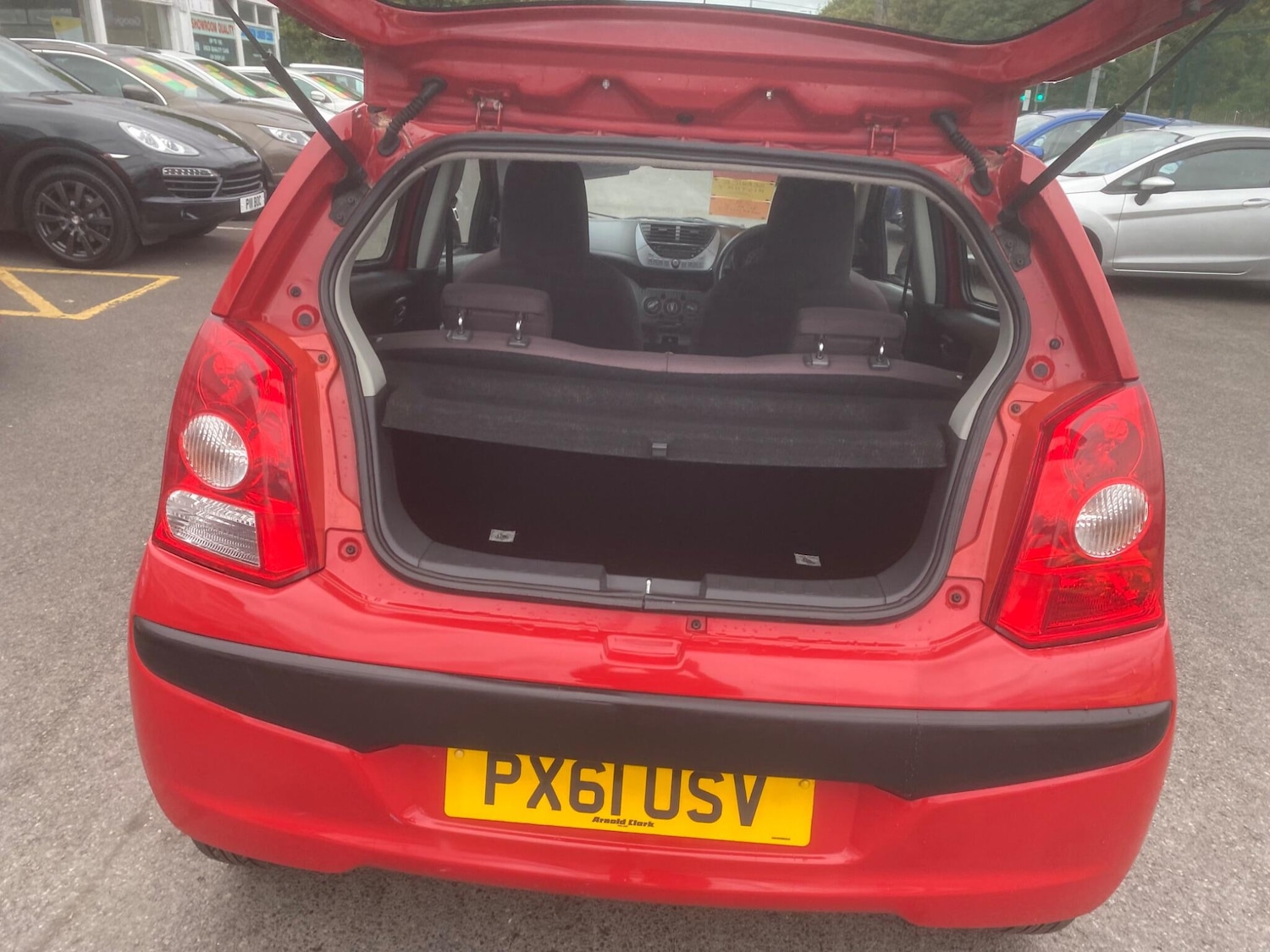 Used Nissan Pixo 2011 for sale - 76549263: Photo 34