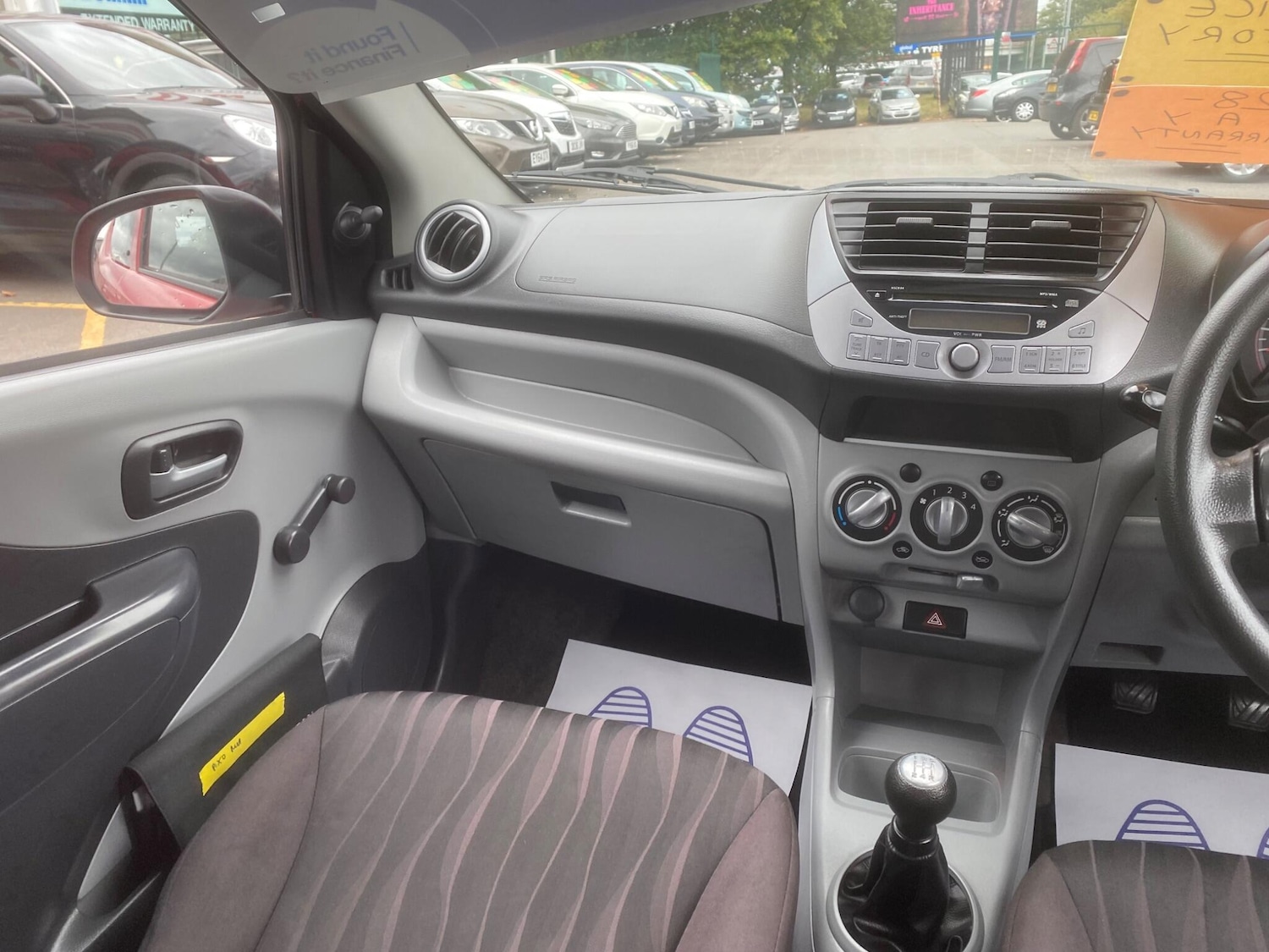 Used Nissan Pixo 2011 for sale - 76549263: Photo 49