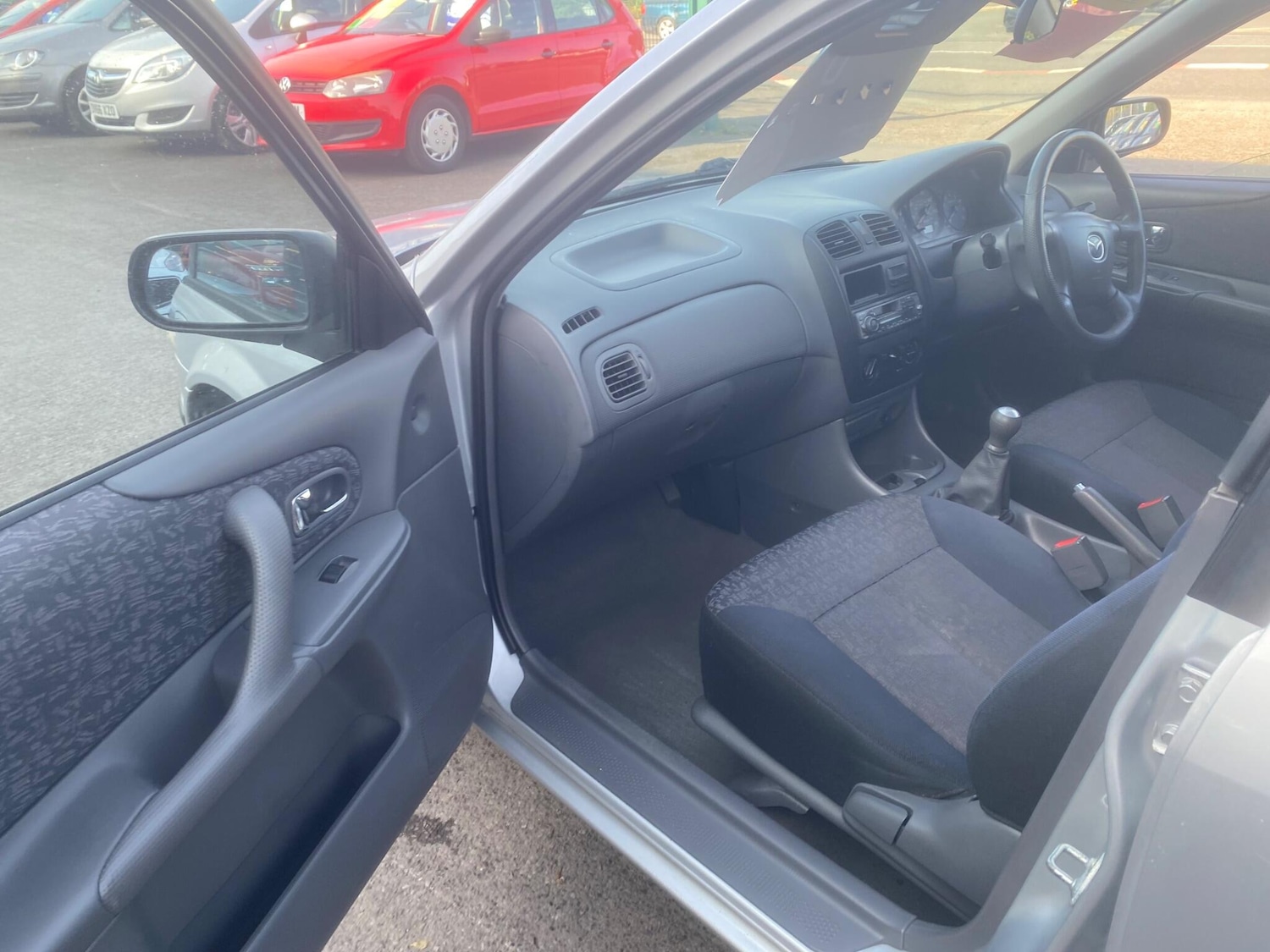 Used Mazda 323 2001 for sale - 76551106: Photo 21