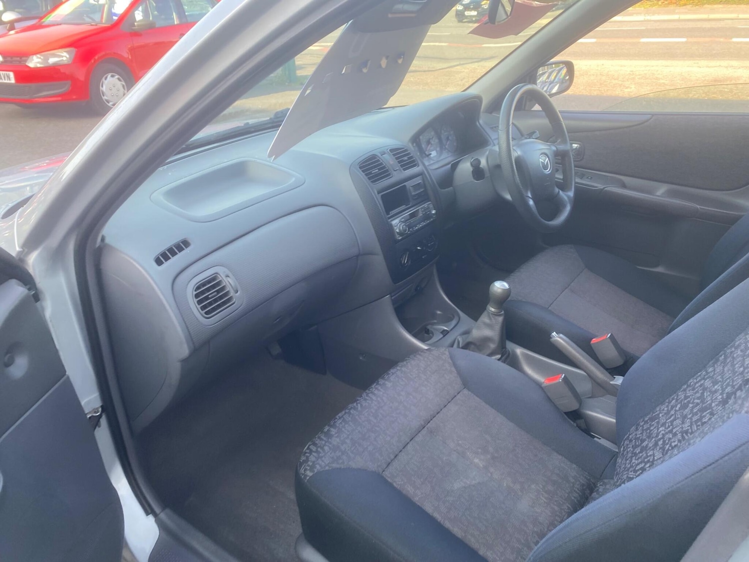 Used Mazda 323 2001 for sale - 76551106: Photo 22