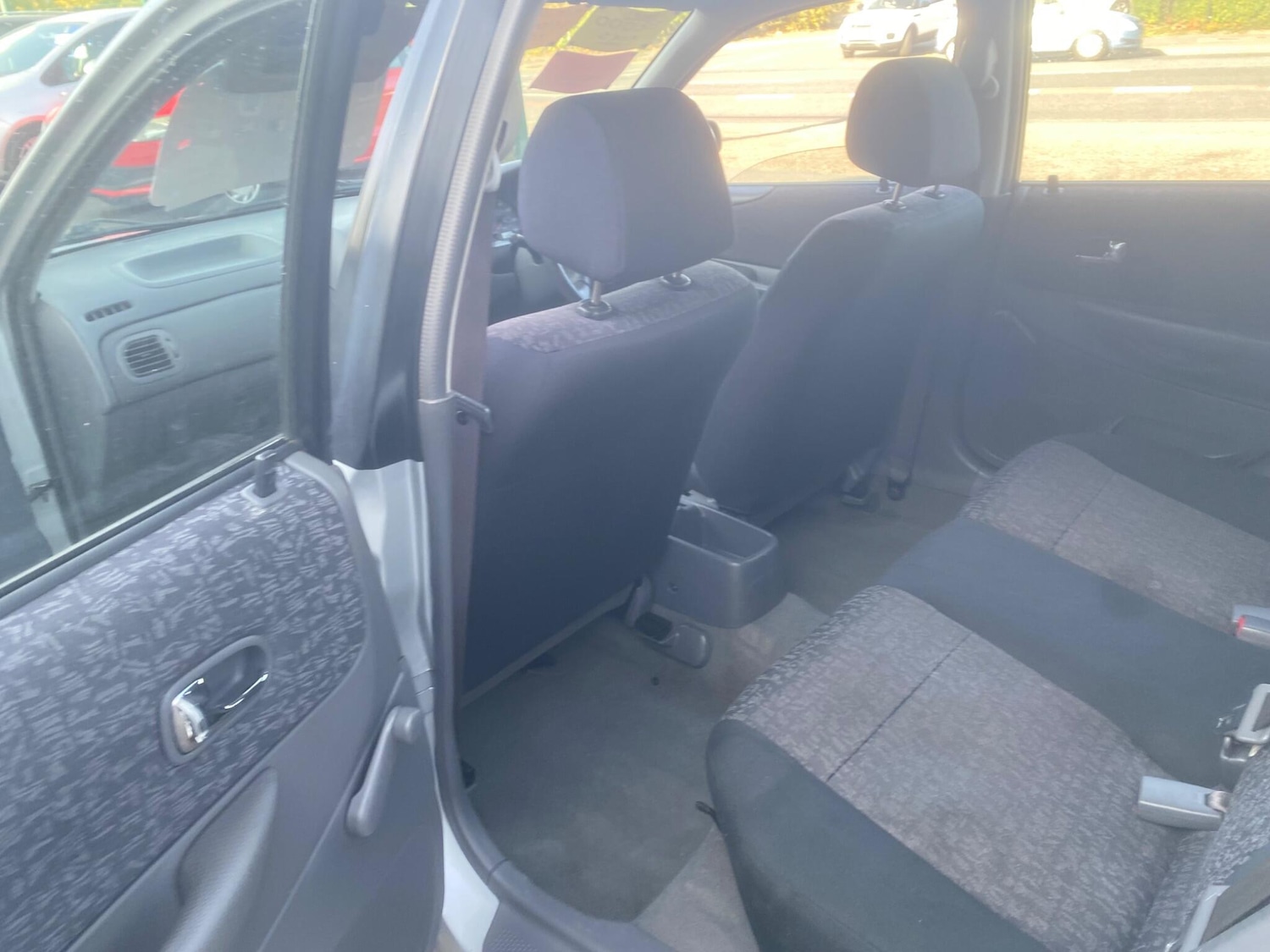 Used Mazda 323 2001 for sale - 76551106: Photo 23