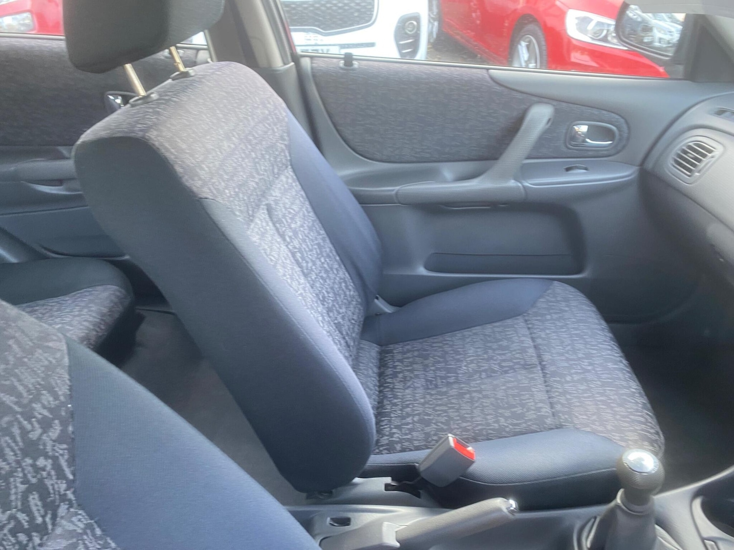 Used Mazda 323 2001 for sale - 76551106: Photo 51