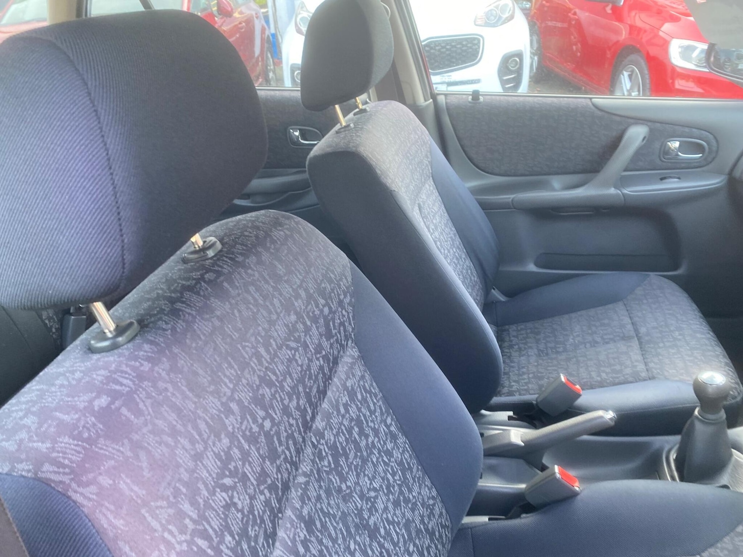 Used Mazda 323 2001 for sale - 76551106: Photo 53