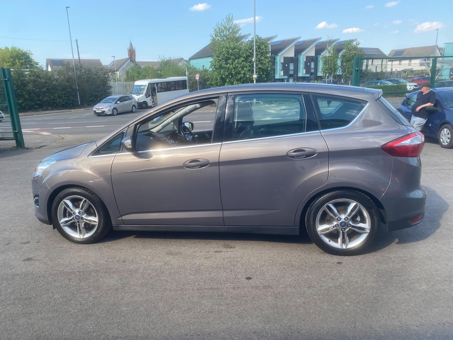 Used Ford C-Max 2015 for sale - 76549339: Photo 14