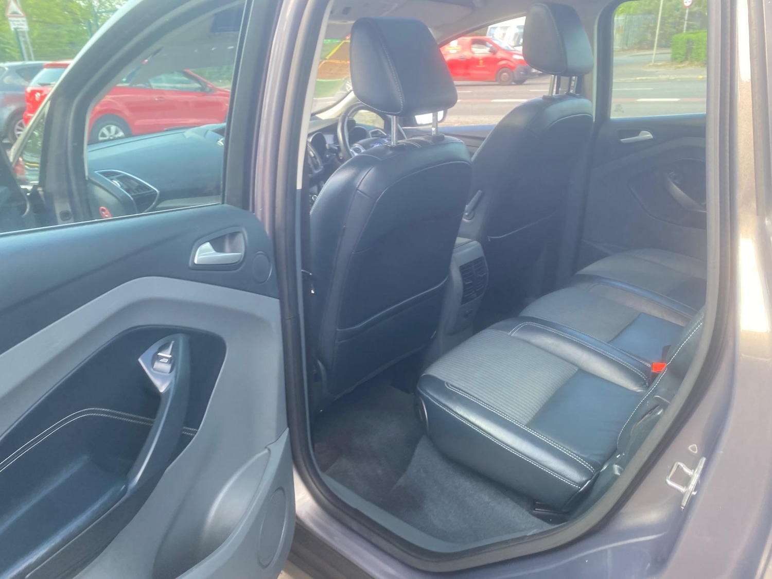 Used Ford C-Max 2015 for sale - 76549339: Photo 31