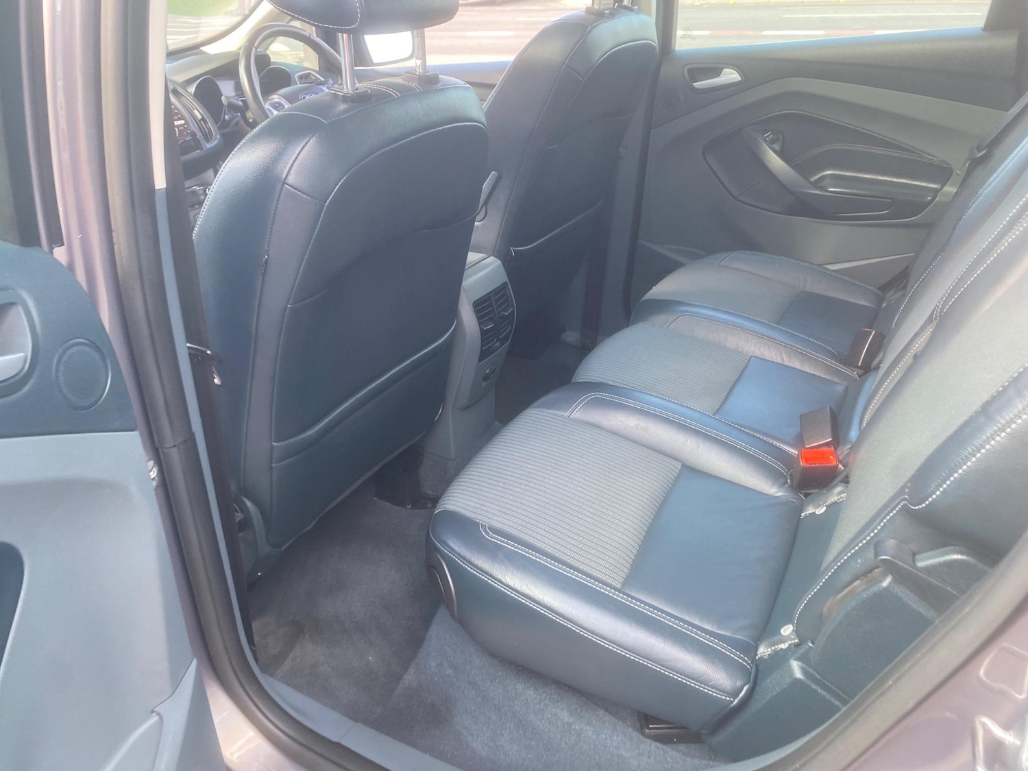 Used Ford C-Max 2015 for sale - 76549339: Photo 32