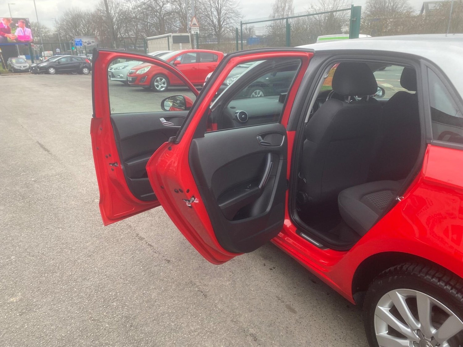 Used Audi A1 2014 for sale - 77411386: Photo 32