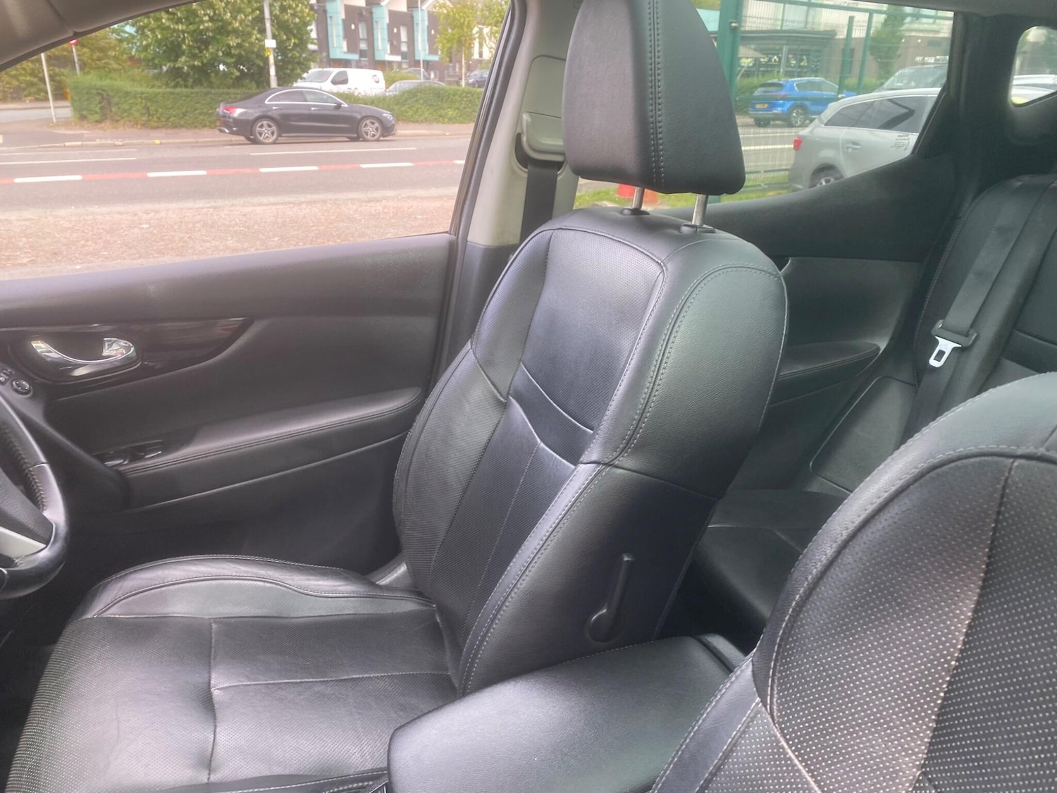 Used Nissan Qashqai 2014 for sale - 76550960: Photo 17