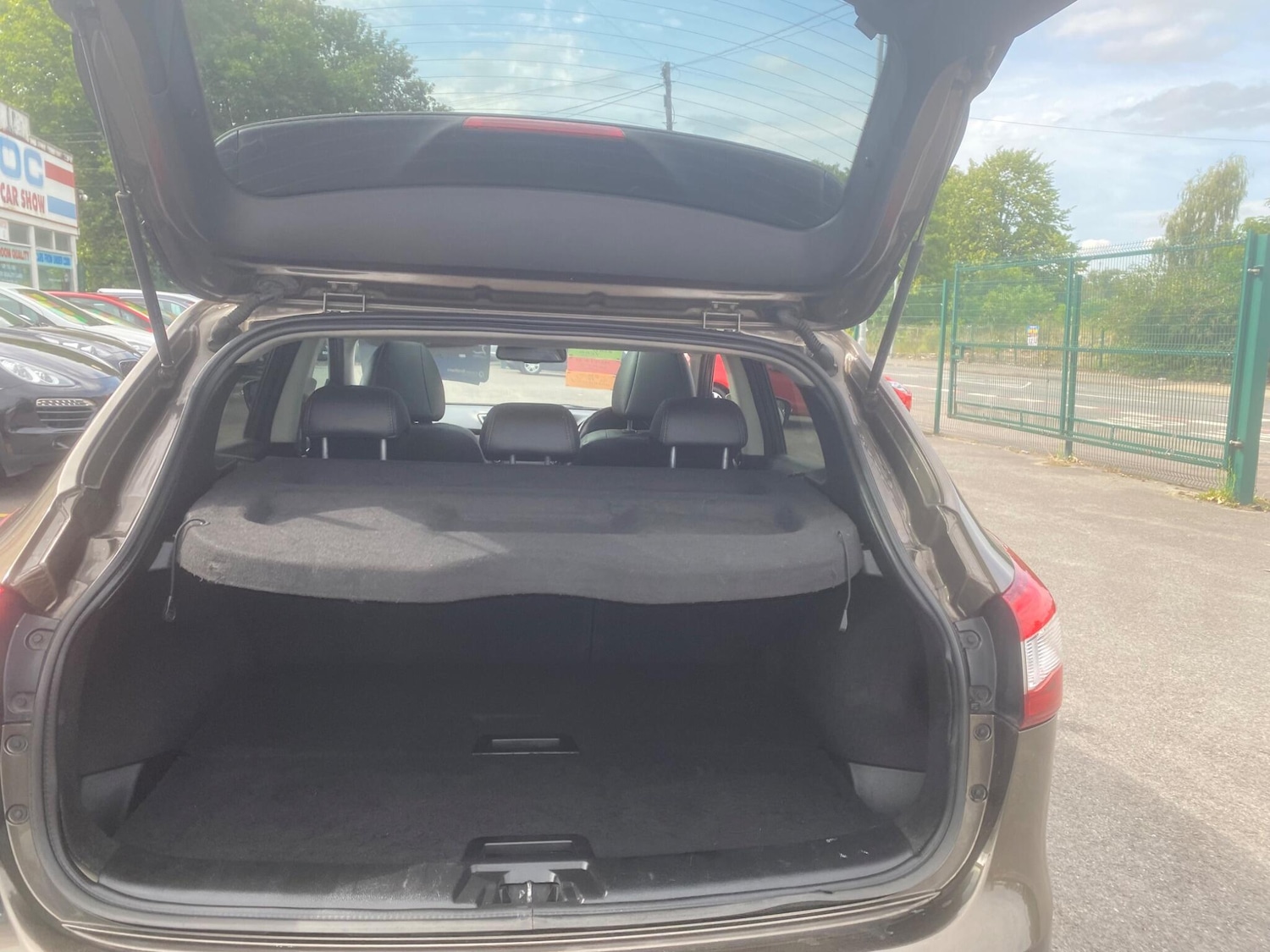 Used Nissan Qashqai 2014 for sale - 76550960: Photo 38