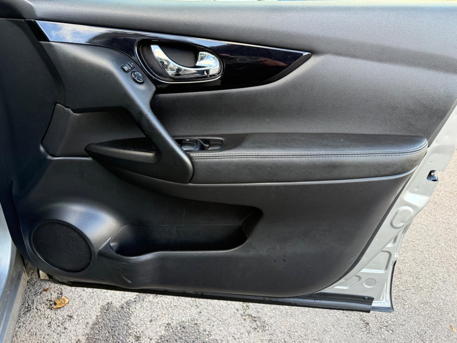 Used Nissan Qashqai for sale - 76995726: Photo 11