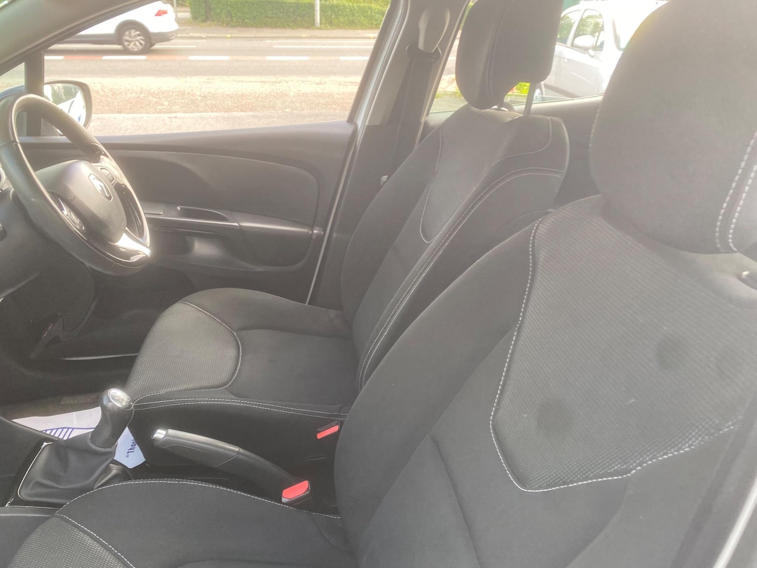 Used Renault Clio for sale - 76551031: Photo 22