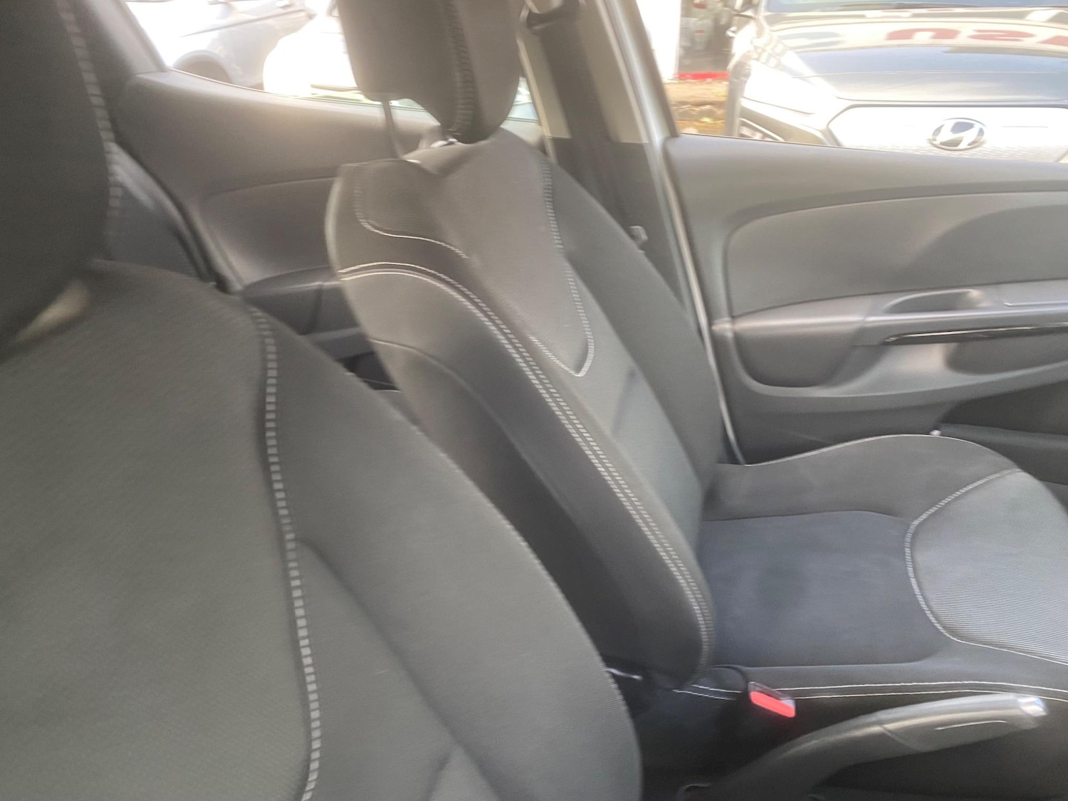 Used Renault Clio for sale - 76551031: Photo 54