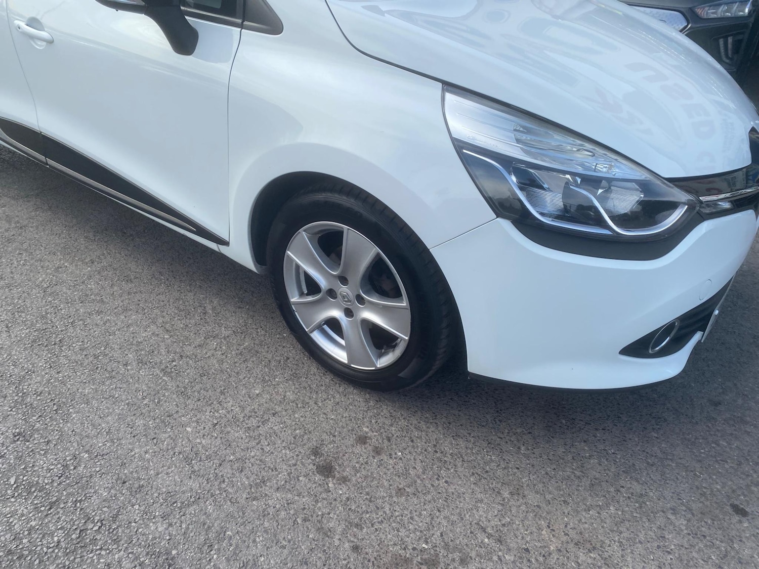 Used Renault Clio for sale - 76551031: Photo 76