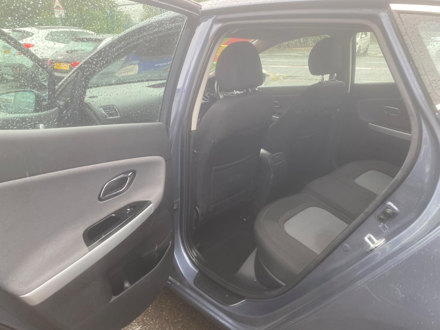 Used Kia Ceed 2015 for sale - 76549366: Photo 31