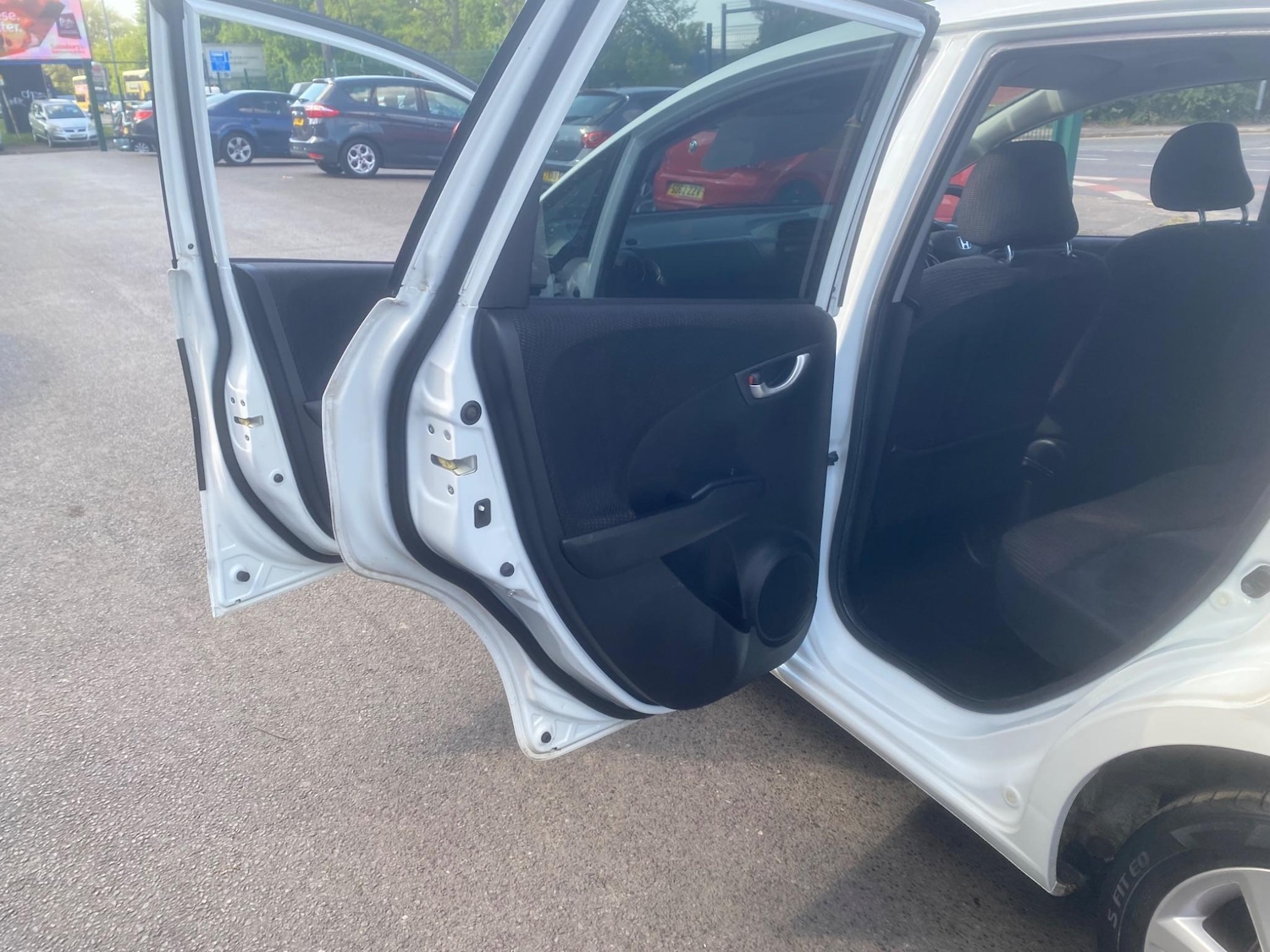 Used Honda Jazz 2015 for sale - 76549628: Photo 31