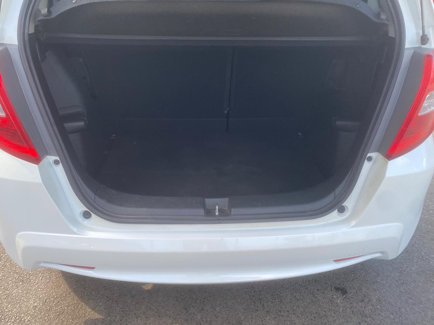 Used Honda Jazz 2015 for sale - 76549628: Photo 38