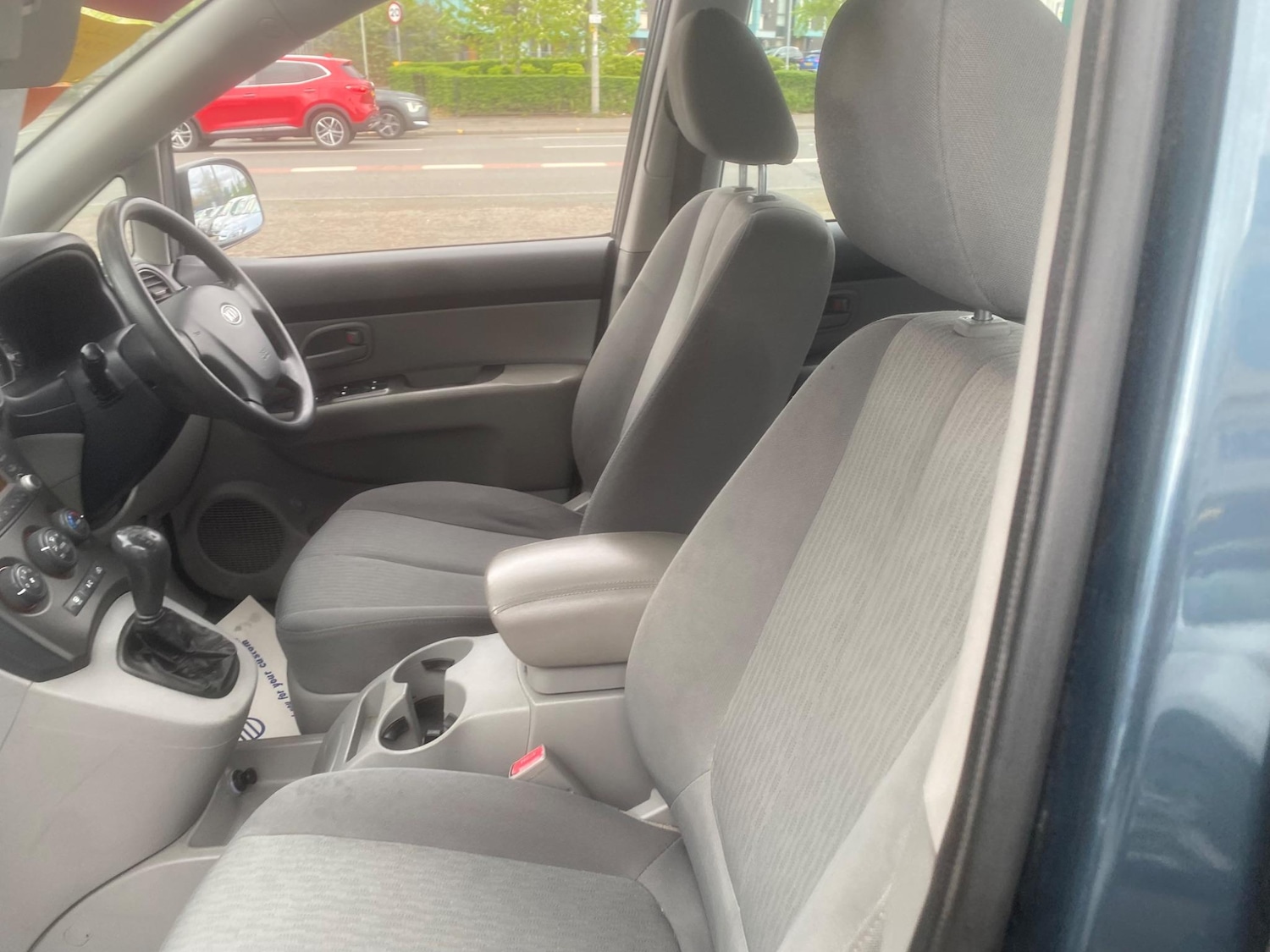 Used Kia Carens for sale - 76550571: Photo 20