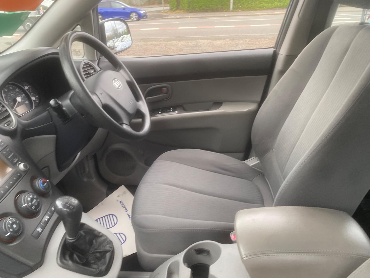 Used Kia Carens for sale - 76550571: Photo 22