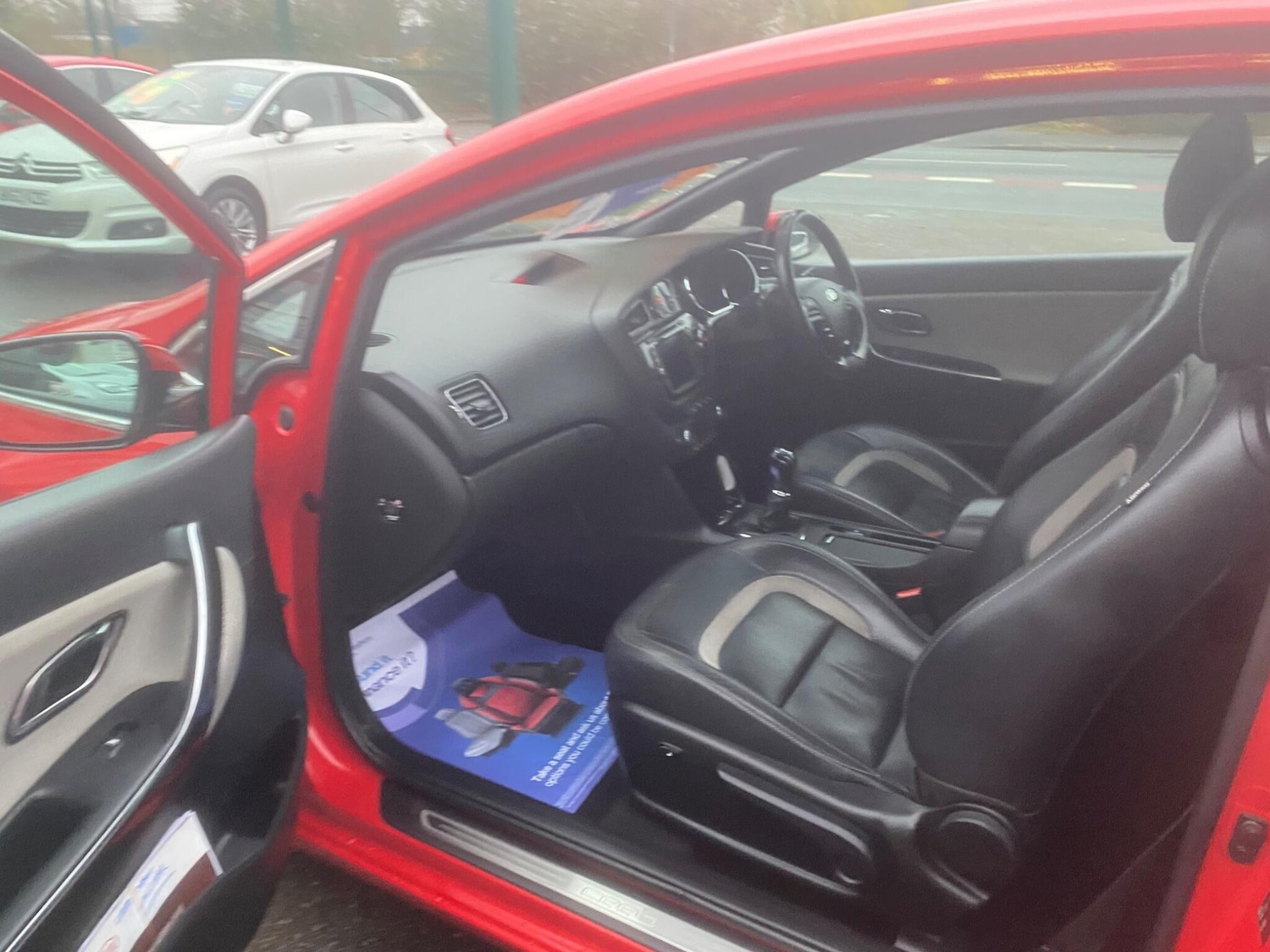 Used Kia Pro Ceed 2015 for sale - 76667316: Photo 37