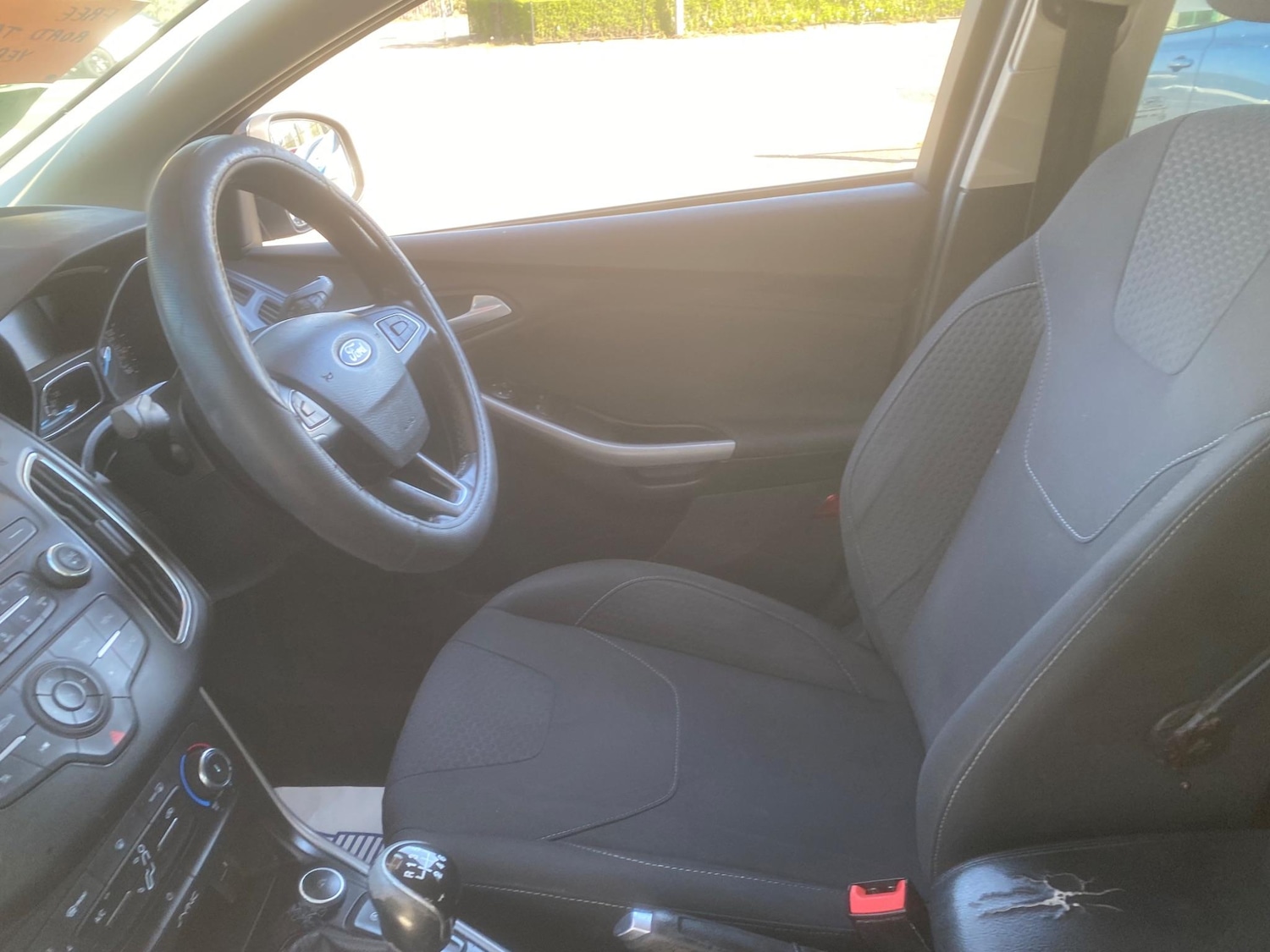 Used Ford Focus for sale - 76550773: Photo 19