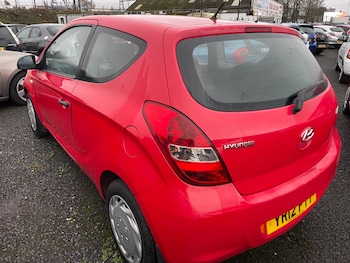 Used Hyundai i20 2012 for sale - 76550796: Photo