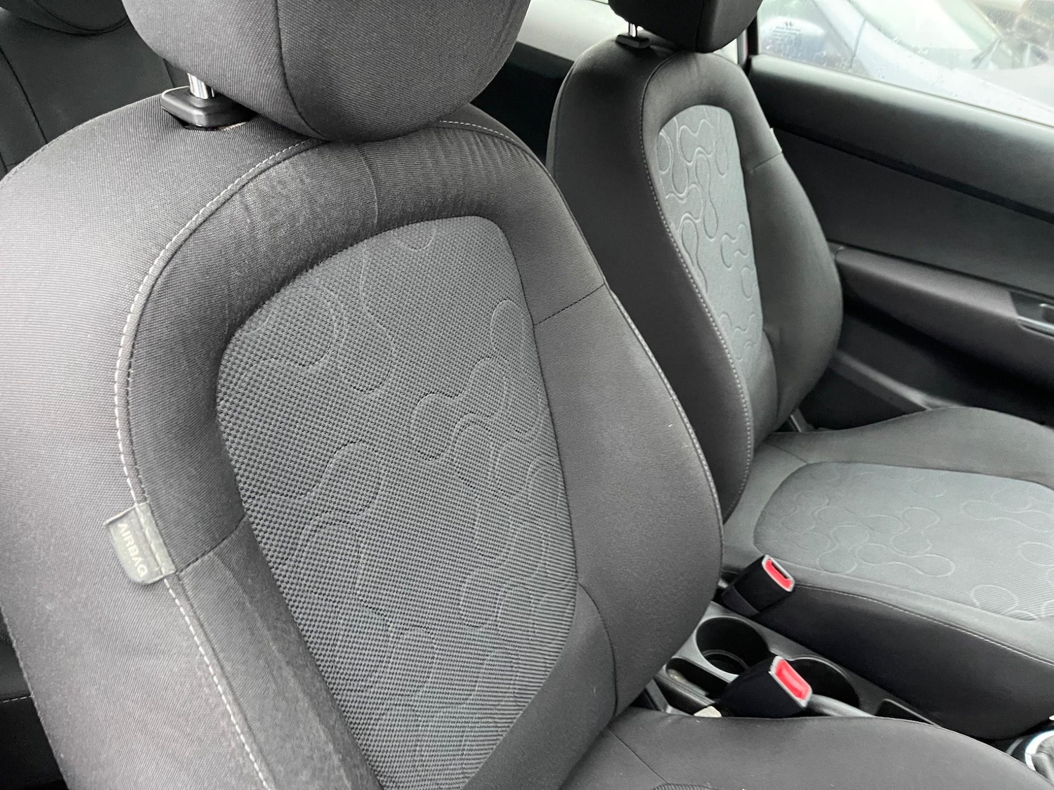 Used Hyundai i20 2012 for sale - 76550796: Photo 9