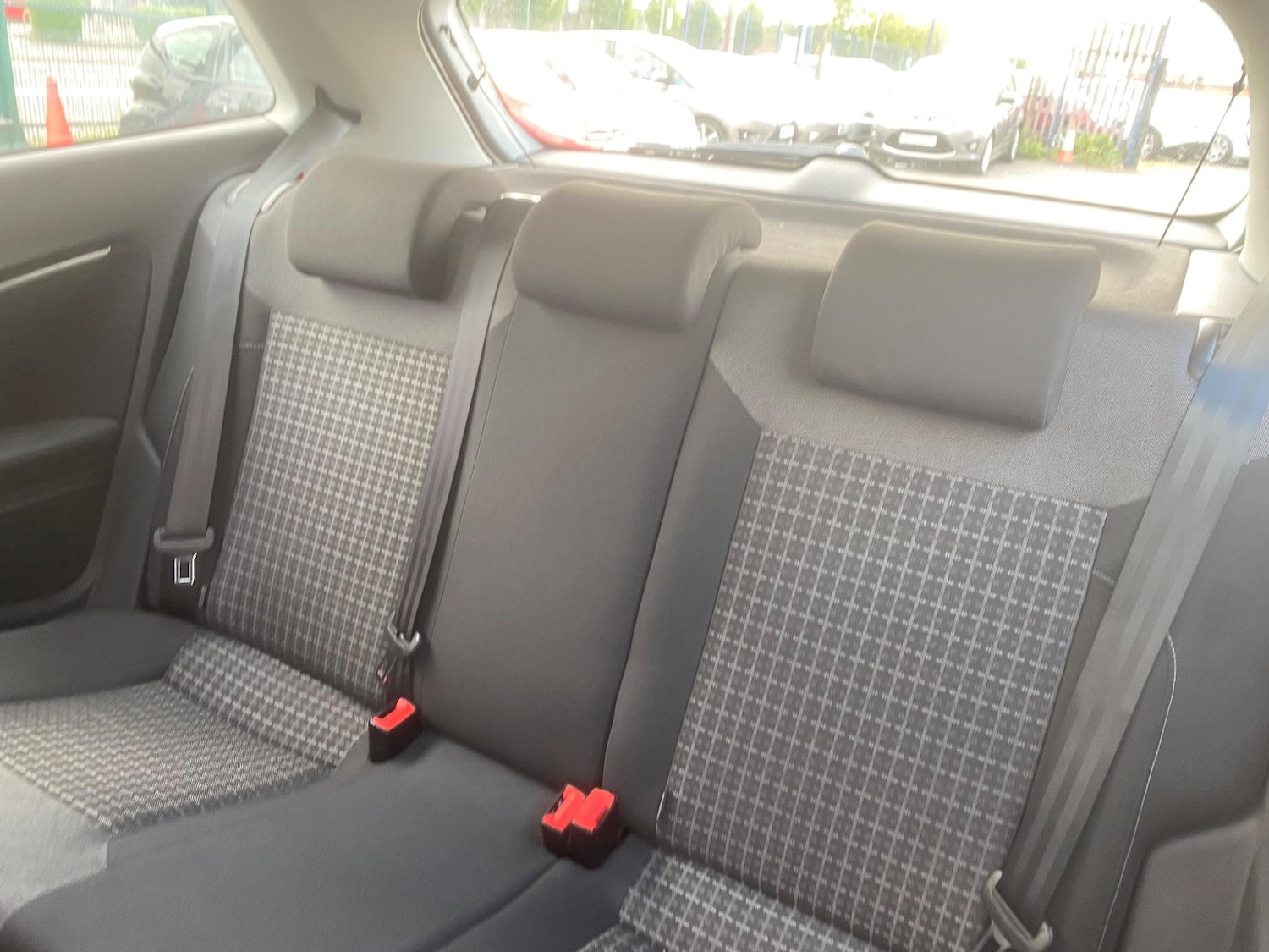 Used Volkswagen Polo 2014 for sale - 76549395: Photo 30