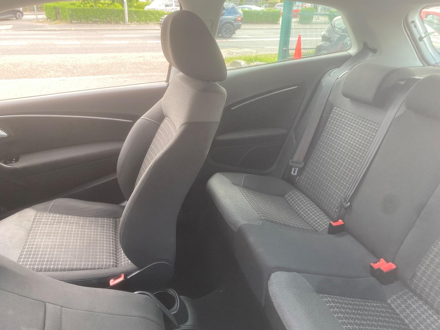 Used Volkswagen Polo 2014 for sale - 76549395: Photo 32