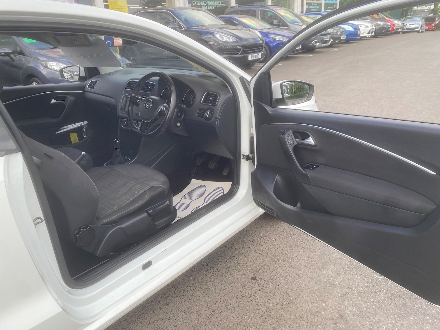 Used Volkswagen Polo 2014 for sale - 76549395: Photo 51