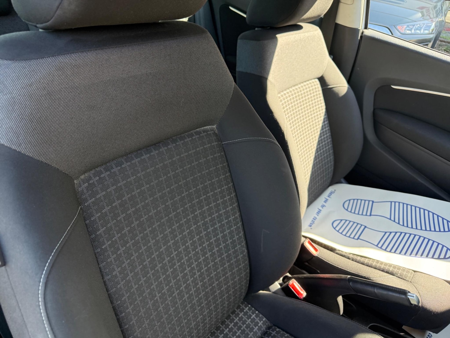 Used Volkswagen Polo 2014 for sale - 76549395: Photo 87