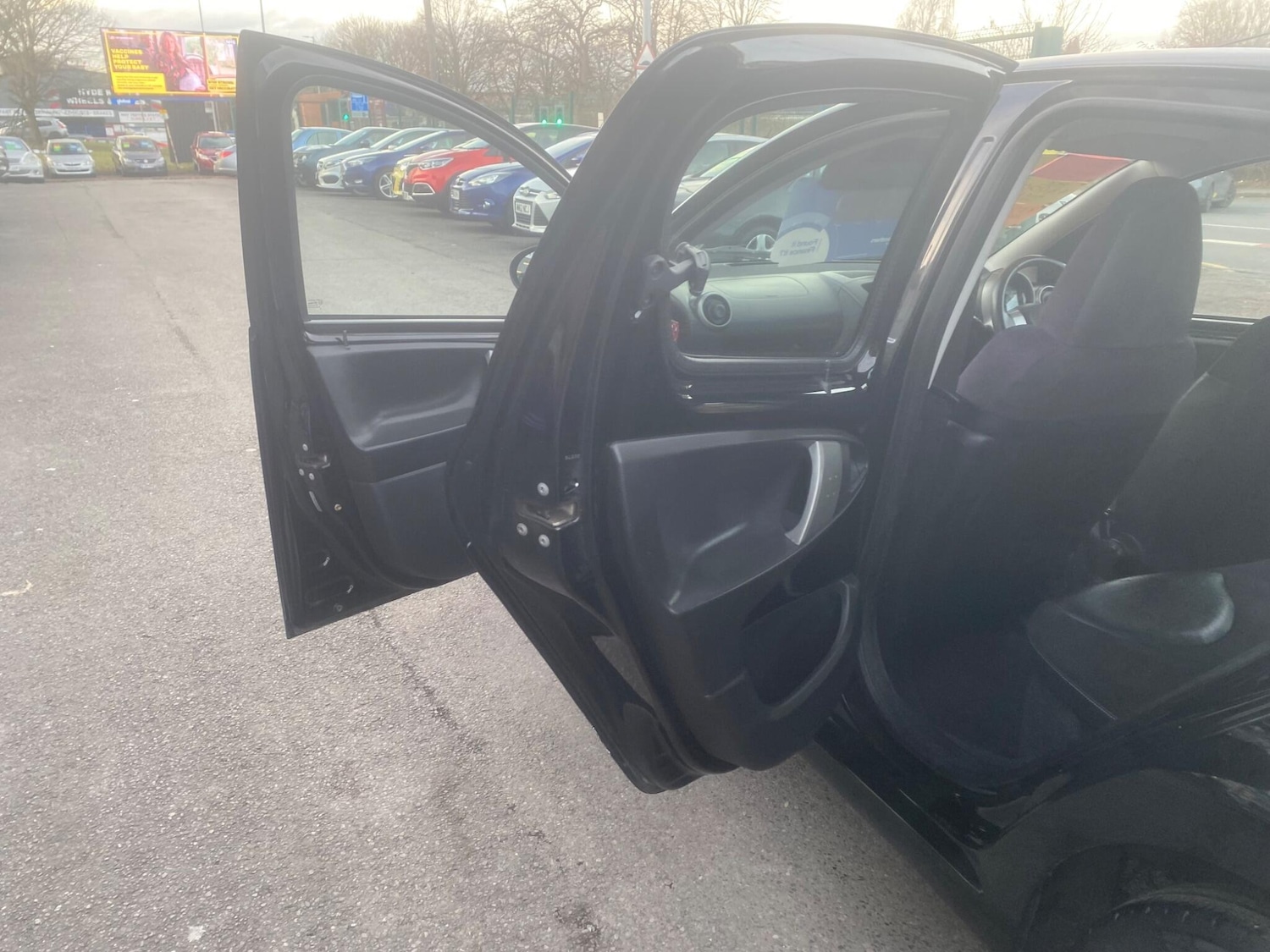 Used Toyota AYGO for sale - 77266836: Photo 37