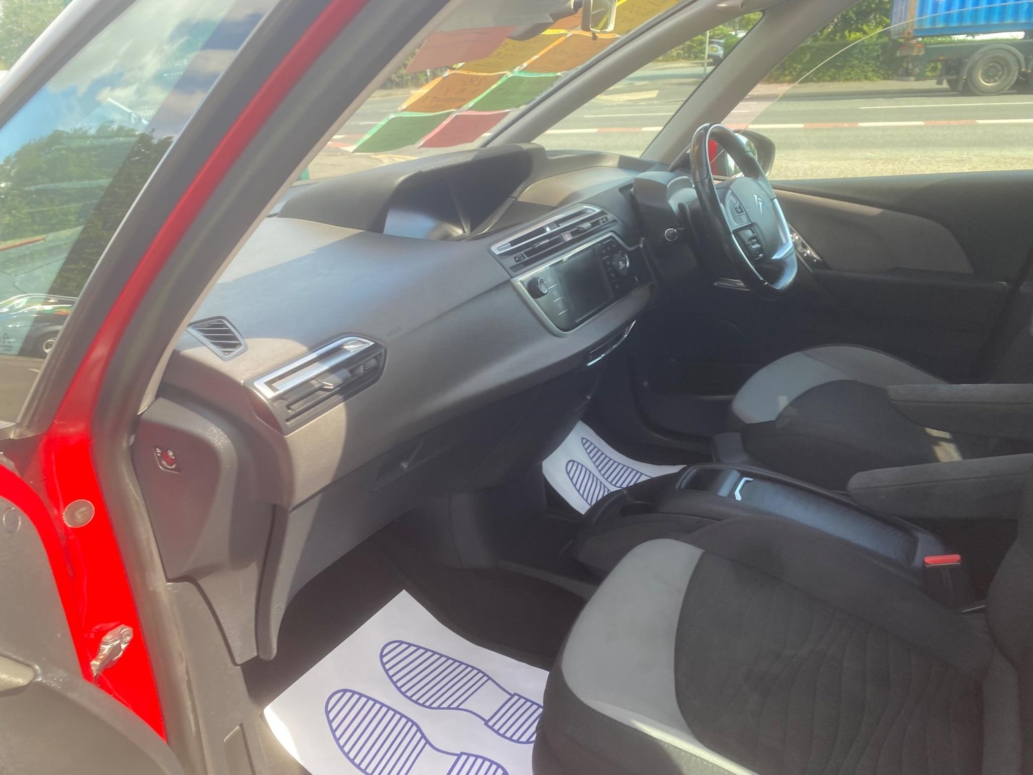 Used Citroen C4 Grand Picasso 2014 for sale - 76988111: Photo 23