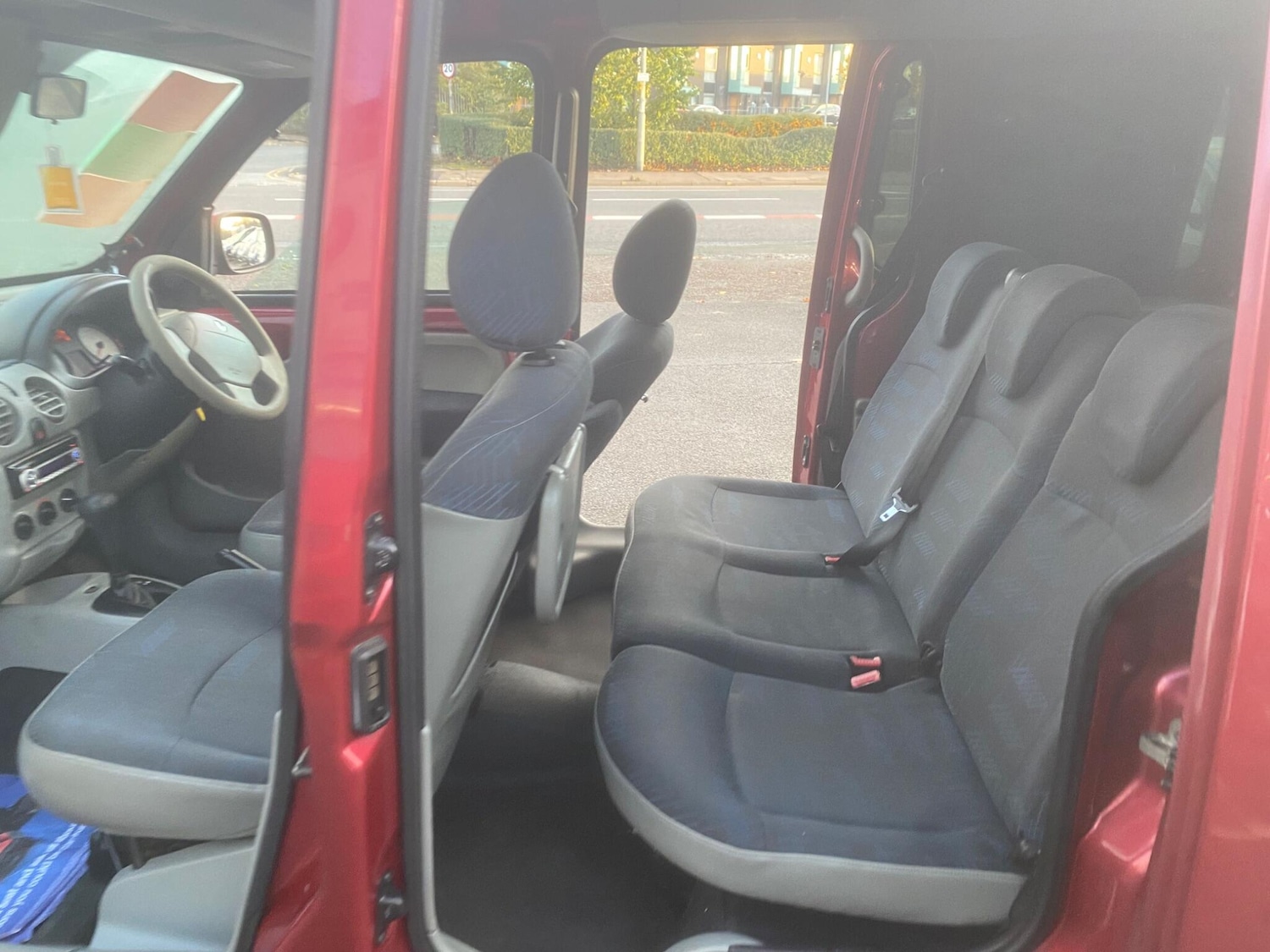 Used Renault Kangoo for sale - 76551117: Photo 24