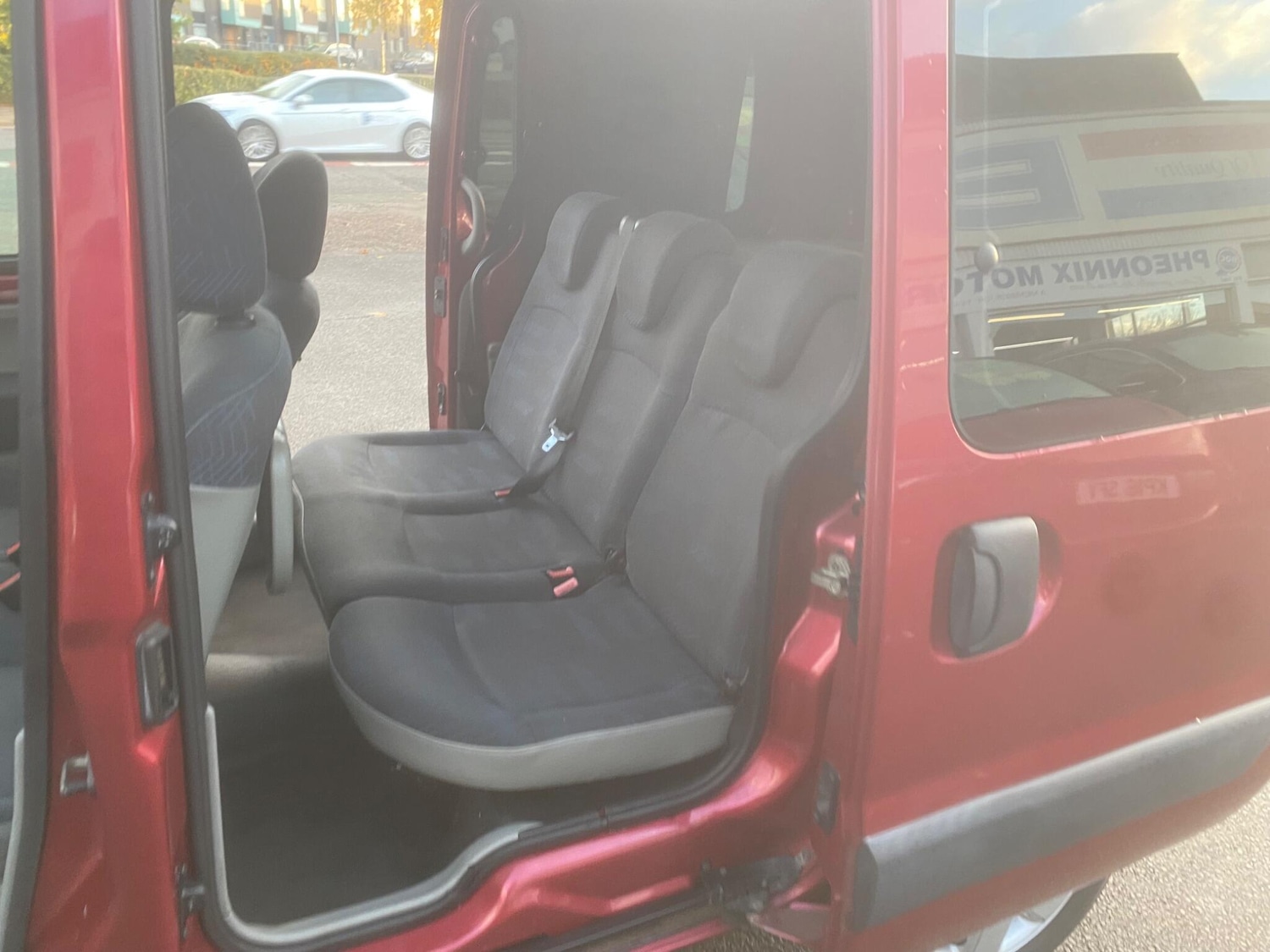 Used Renault Kangoo for sale - 76551117: Photo 27