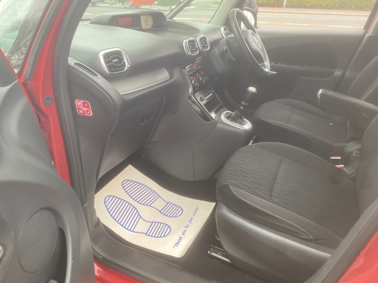 Used Citroen C3 Picasso 2013 for sale - 76550080: Photo 28