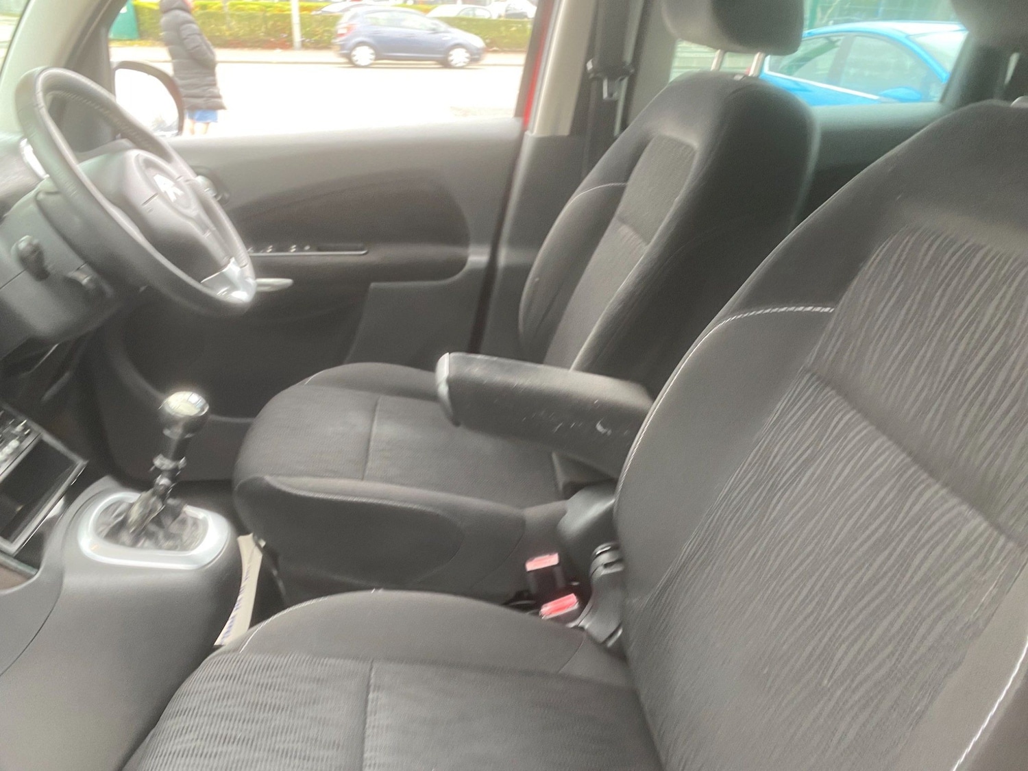 Used Citroen C3 Picasso 2013 for sale - 76550080: Photo 30