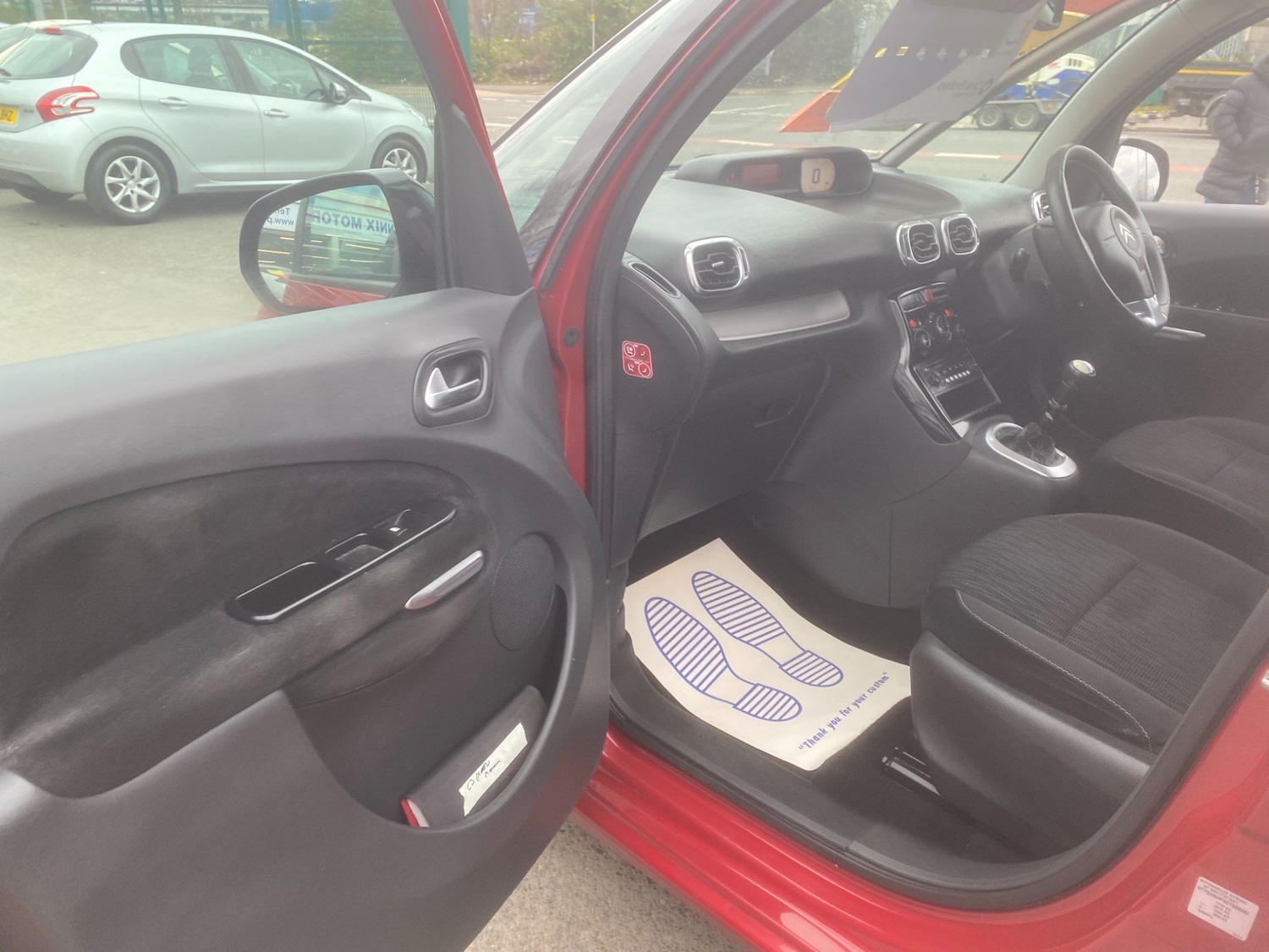 Used Citroen C3 Picasso 2013 for sale - 76550080: Photo 33