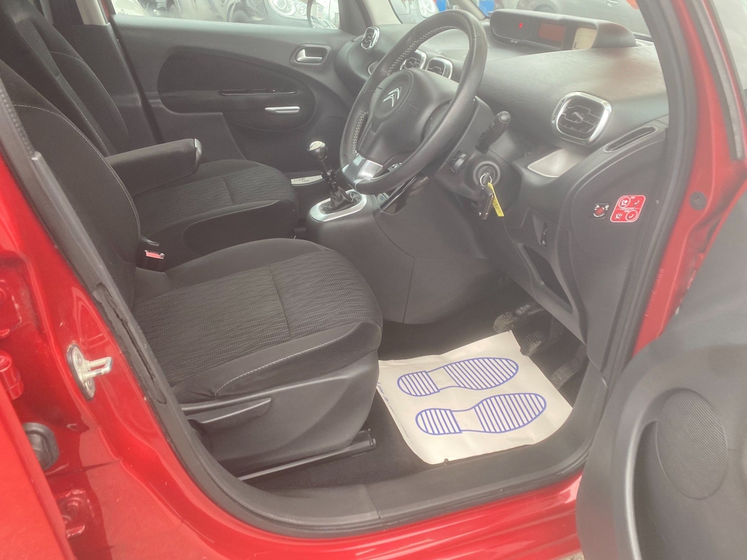 Used Citroen C3 Picasso 2013 for sale - 76550080: Photo 60