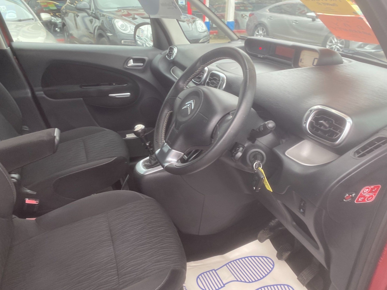 Used Citroen C3 Picasso 2013 for sale - 76550080: Photo 61