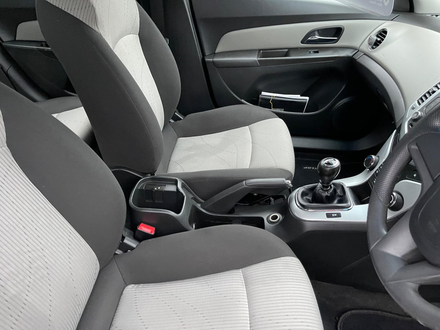 Used Chevrolet Cruze for sale - 76550601: Photo 18