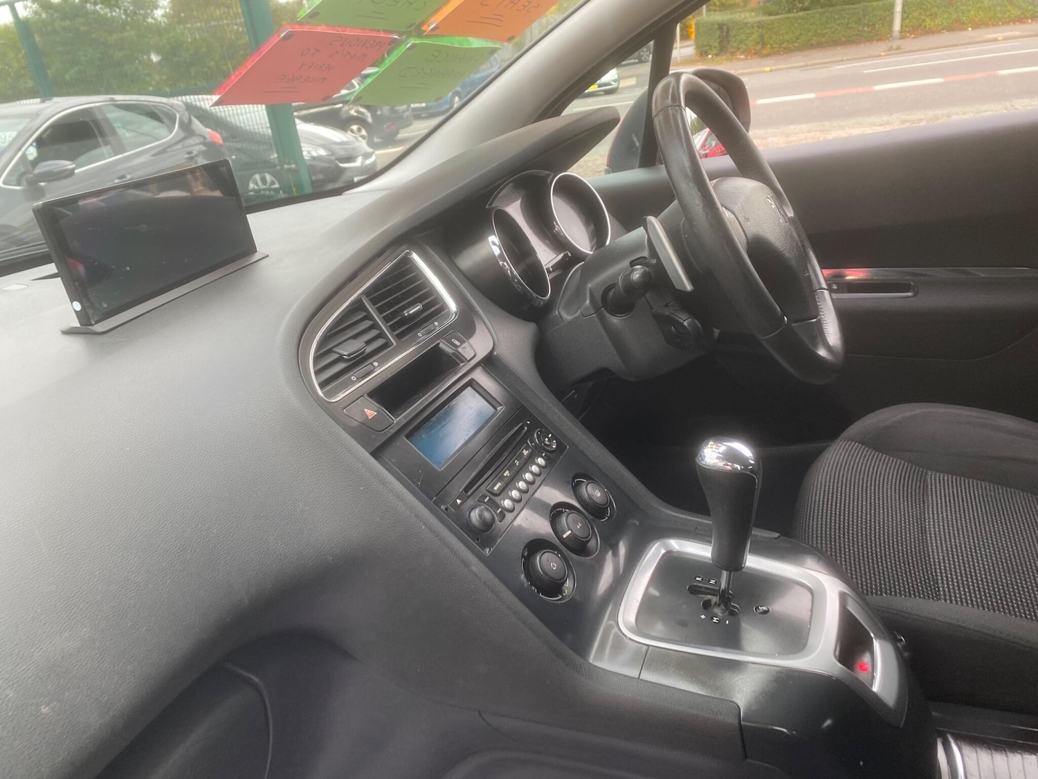 Used Peugeot 5008 2013 for sale - 76990209: Photo 21