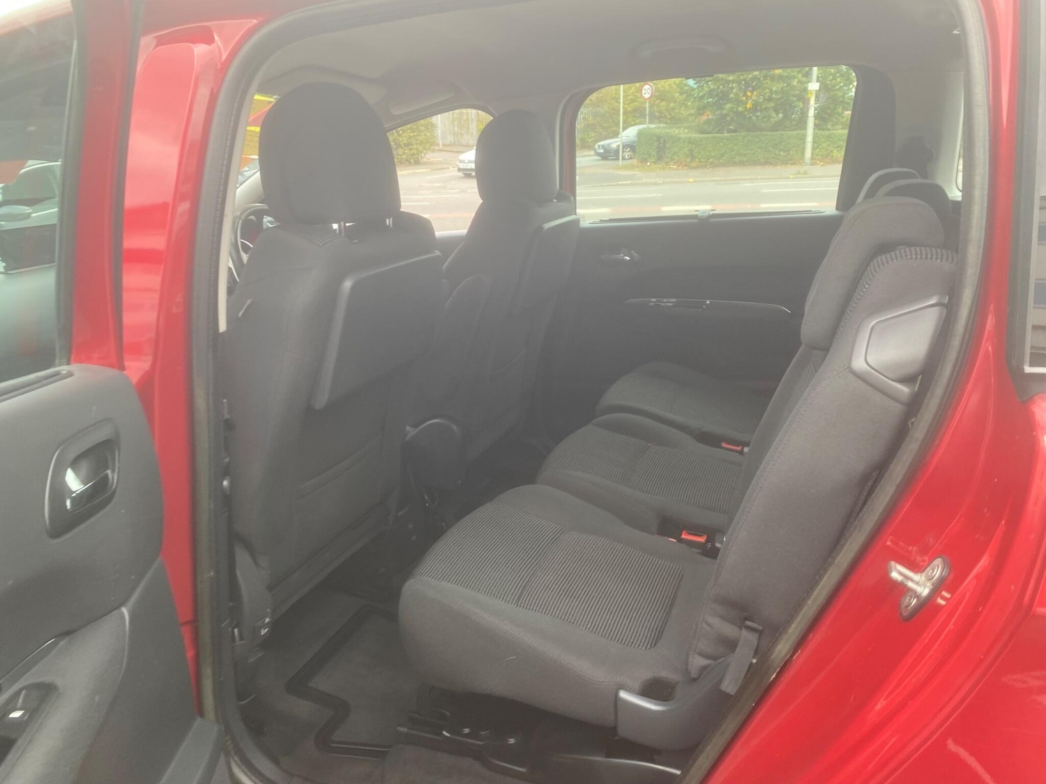 Used Peugeot 5008 2013 for sale - 76990209: Photo 34