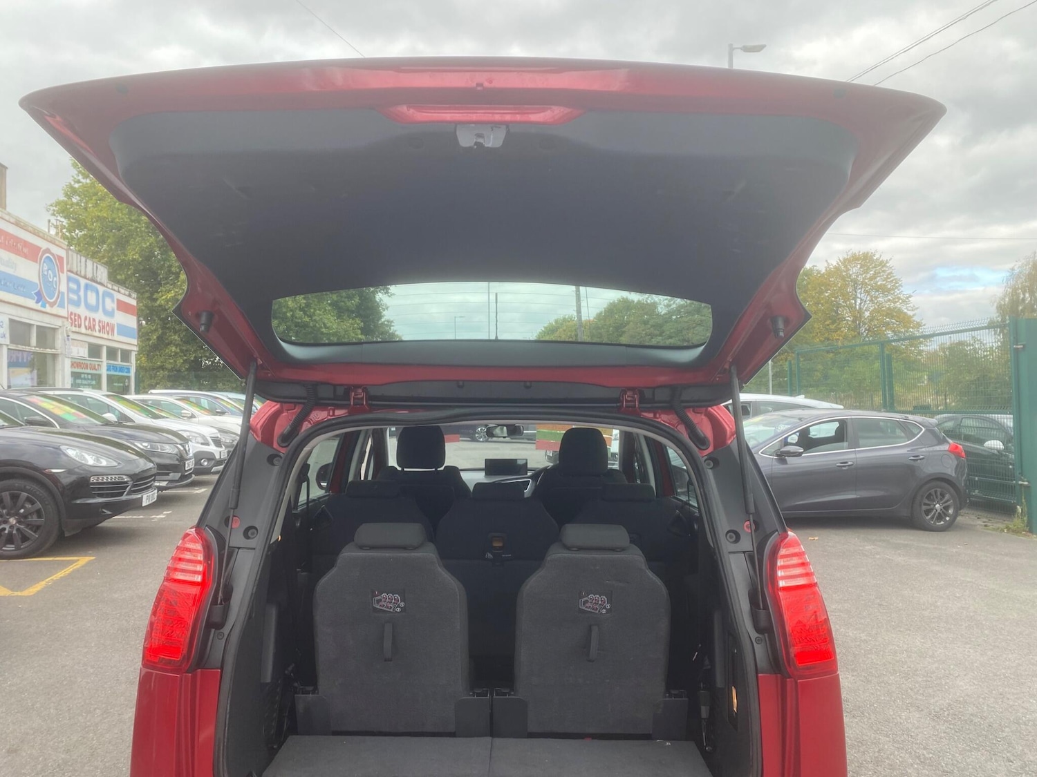 Used Peugeot 5008 2013 for sale - 76990209: Photo 45