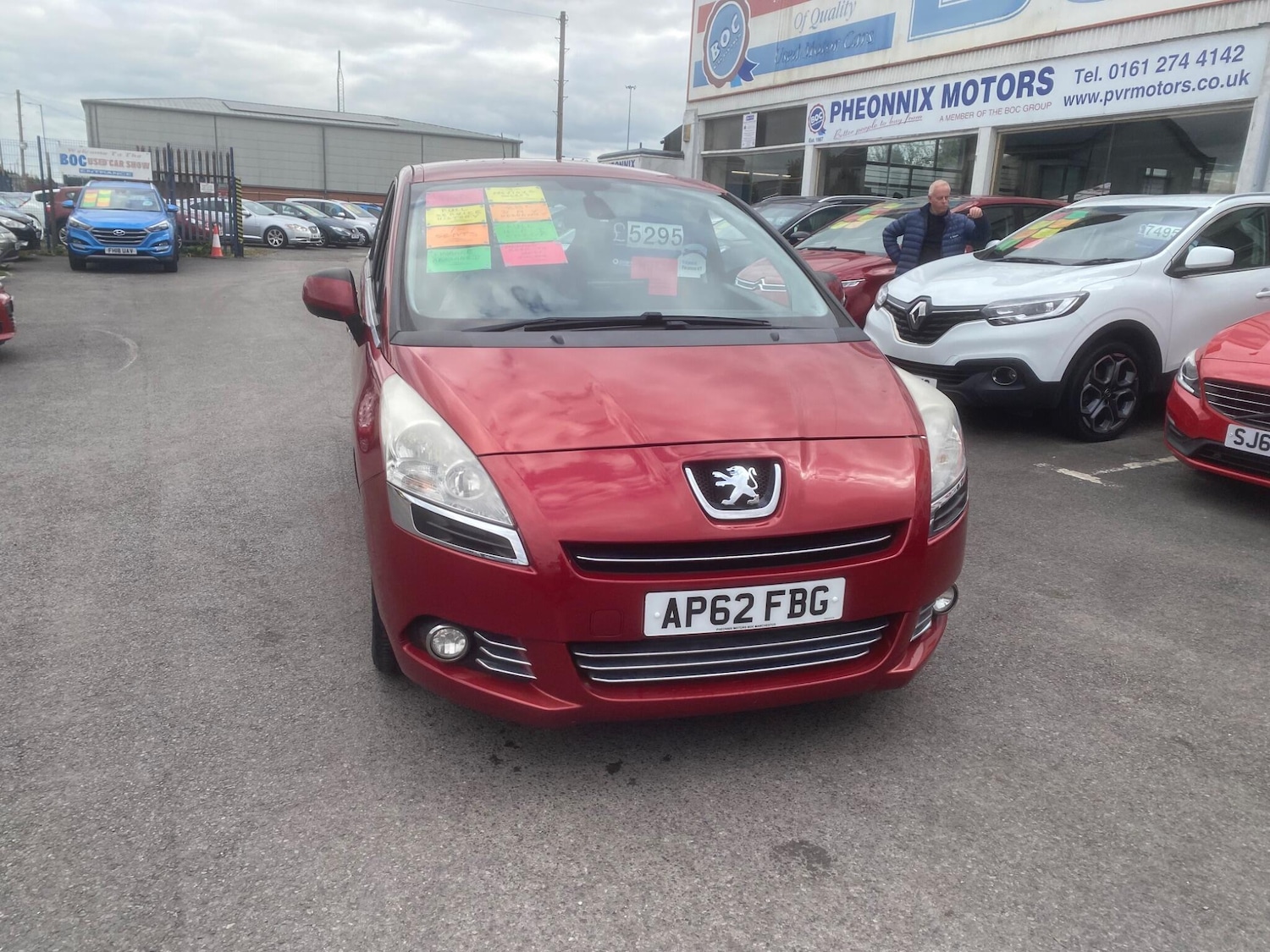 Used Peugeot 5008 2013 for sale - 76990209: Photo 8