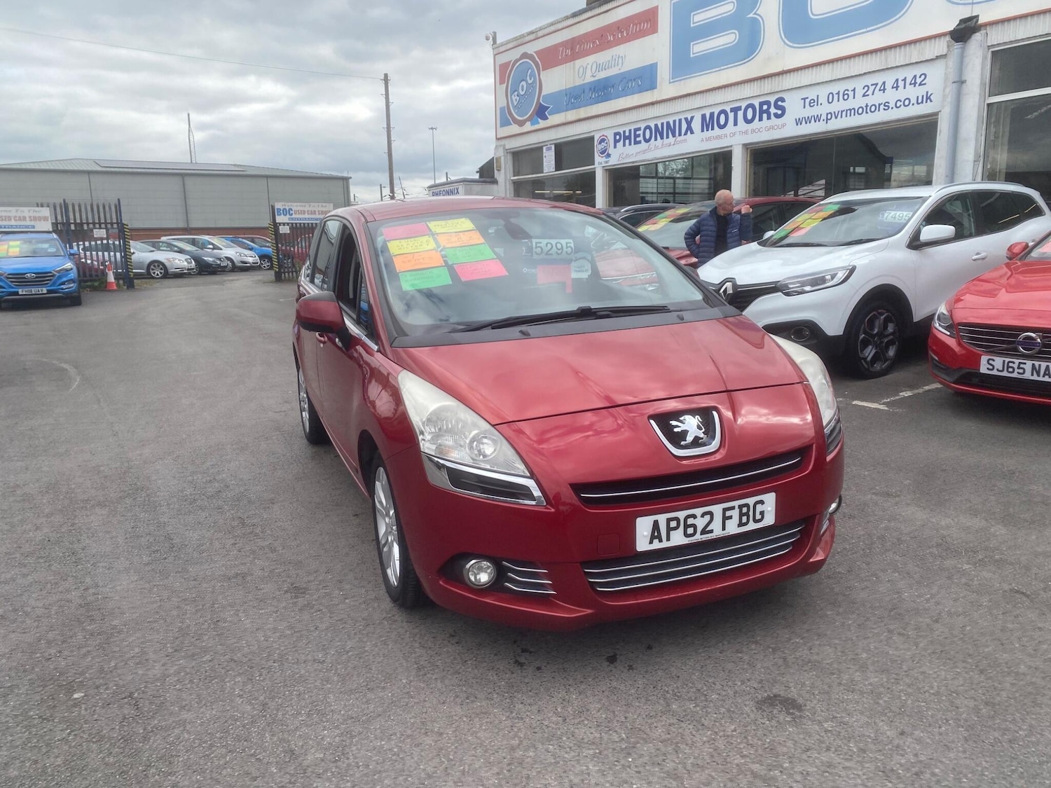 Used Peugeot 5008 2013 for sale - 76990209: Photo 9