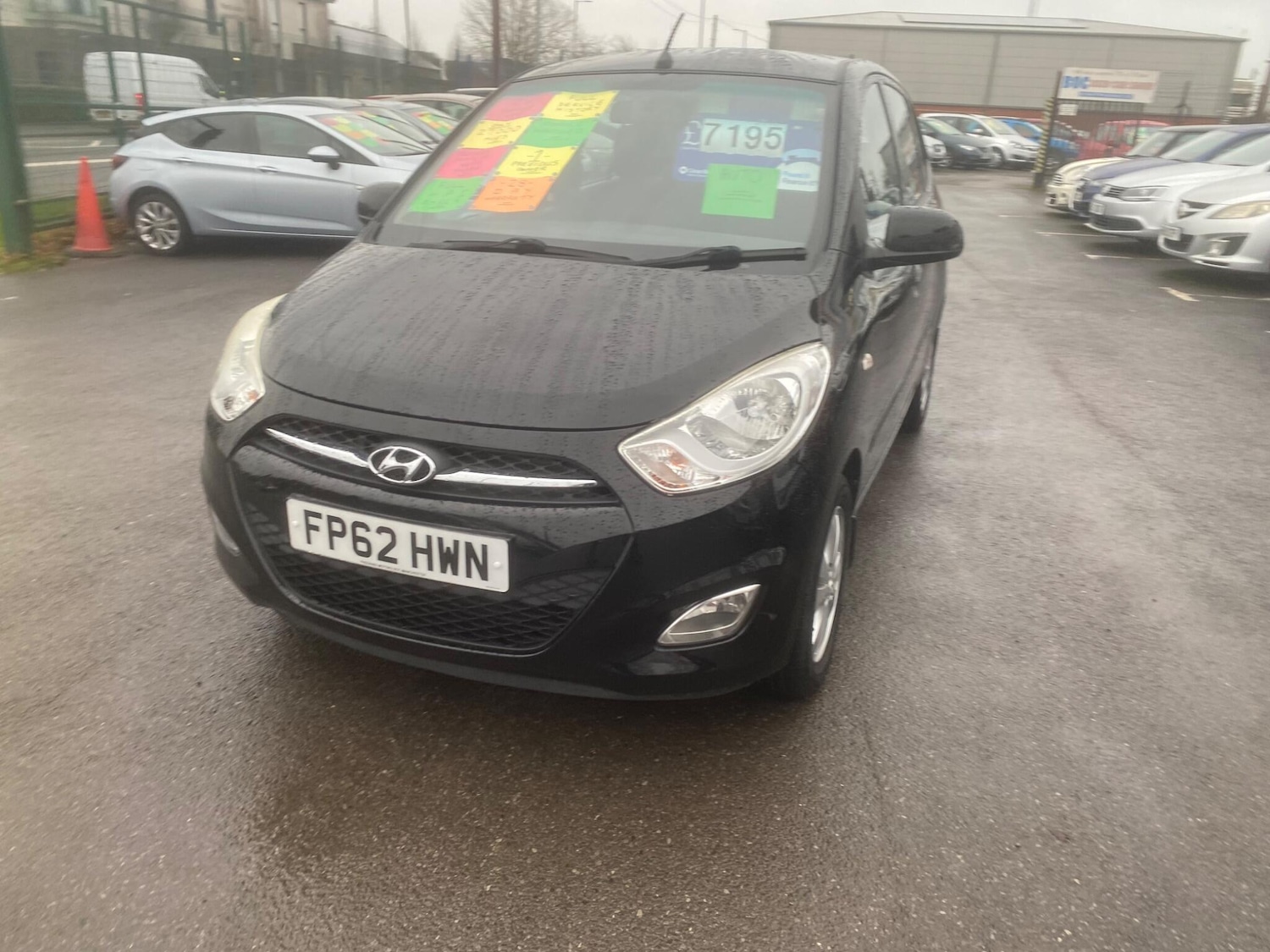 Used Hyundai i10 2012 for sale - 76975711: Photo 14
